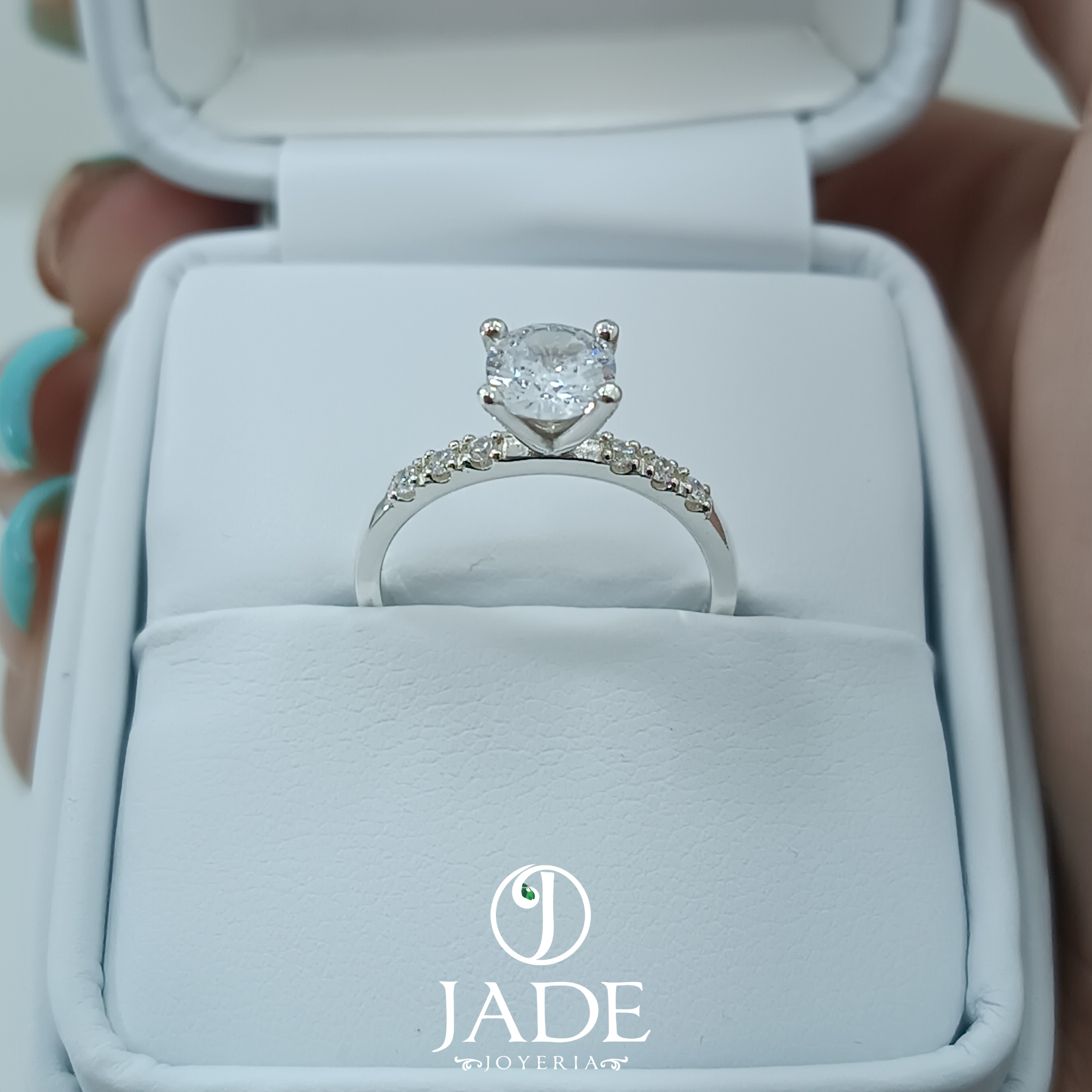 Anillo Ángela de compromiso en plata ley