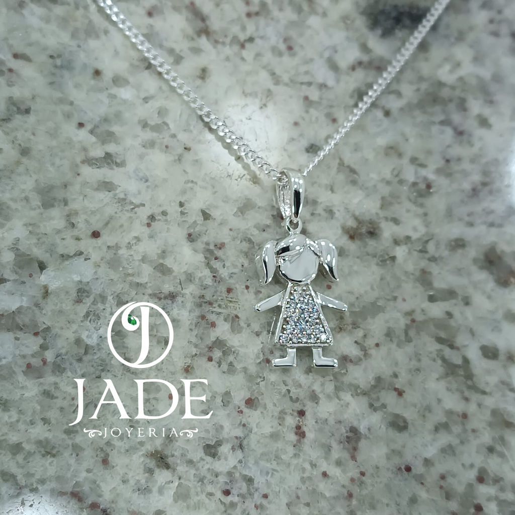 Dije de niña grande en plata ley
