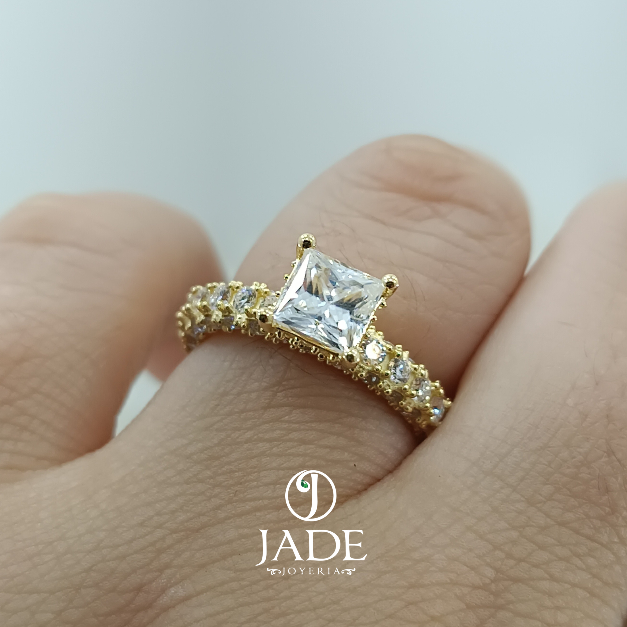 Anillo de compromiso Mercedes
