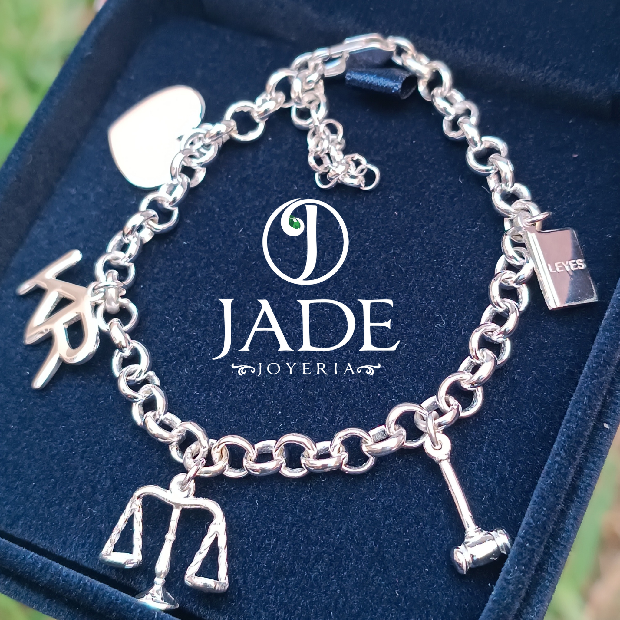 Pulsera de Abogada en plata Ley