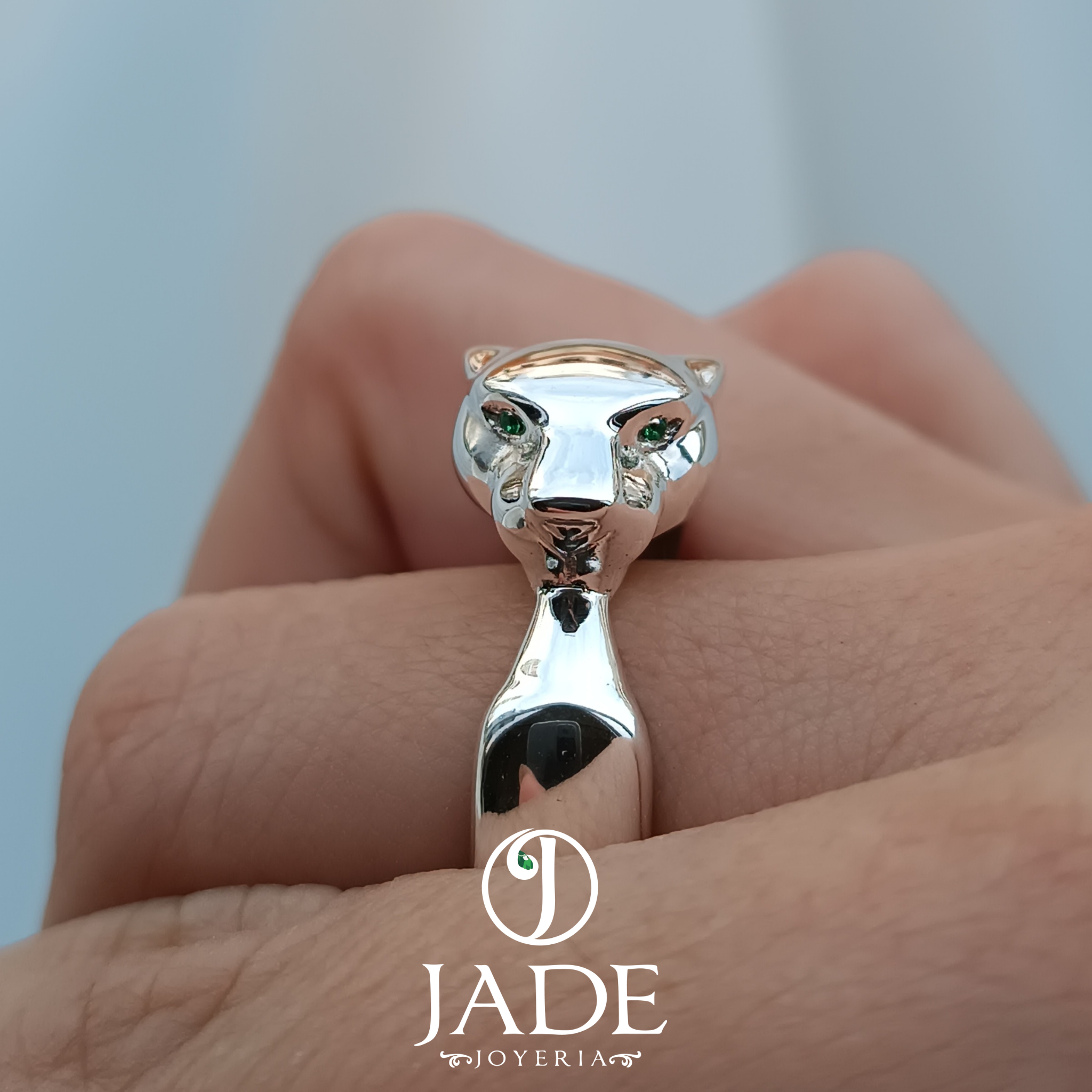 Anillo Jaguar en plata ley