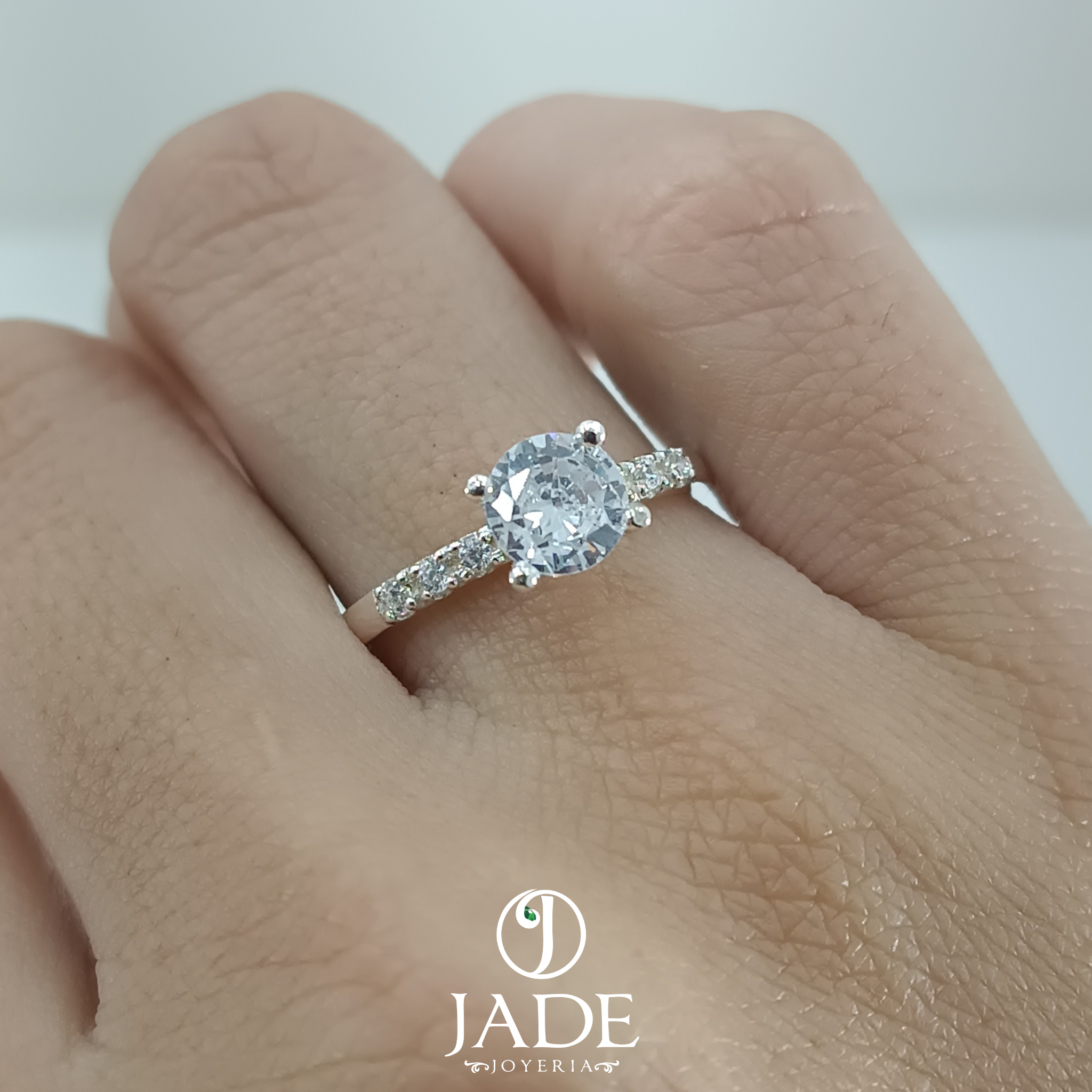 Anillo Ángela de compromiso en plata ley