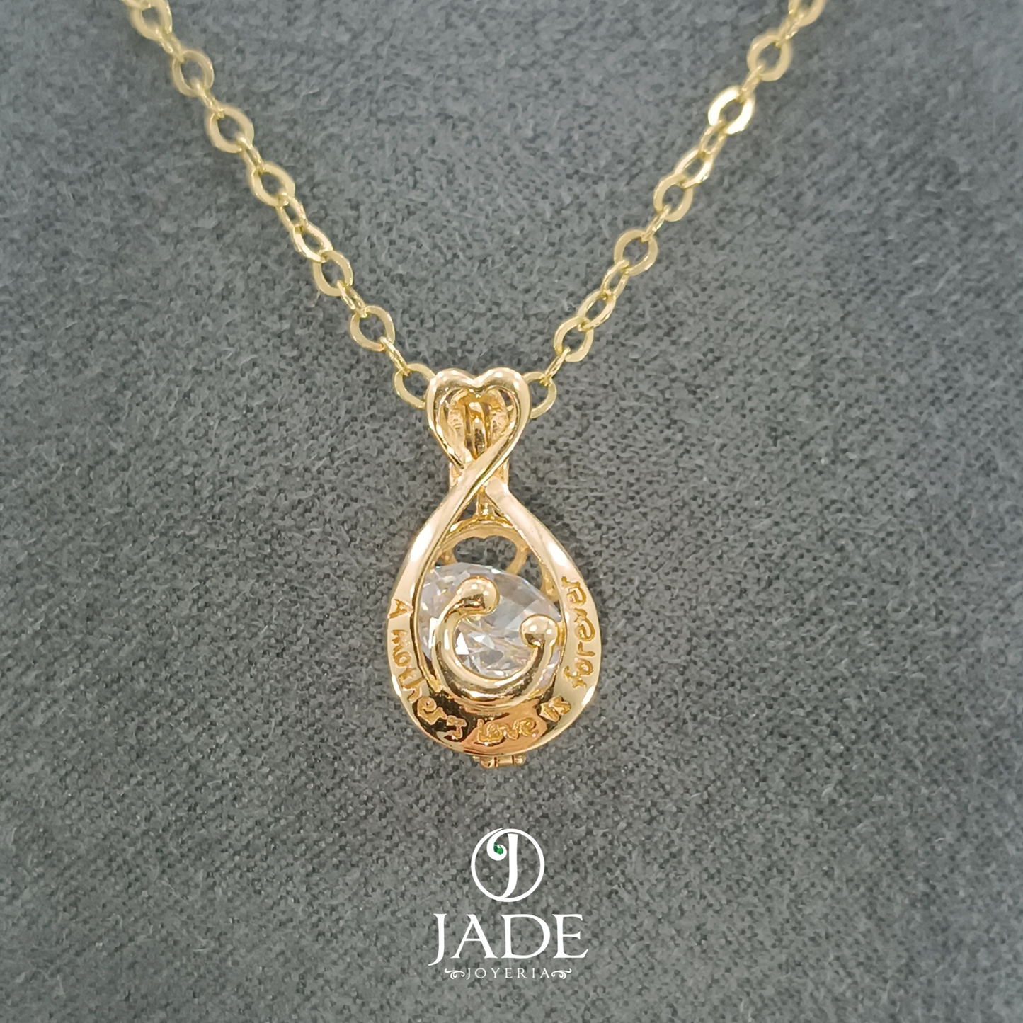 Dije Para Mamá en oro 18k