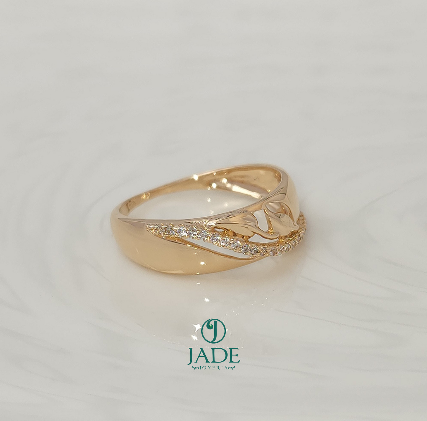 Anillo Inolvidable en oro 18k