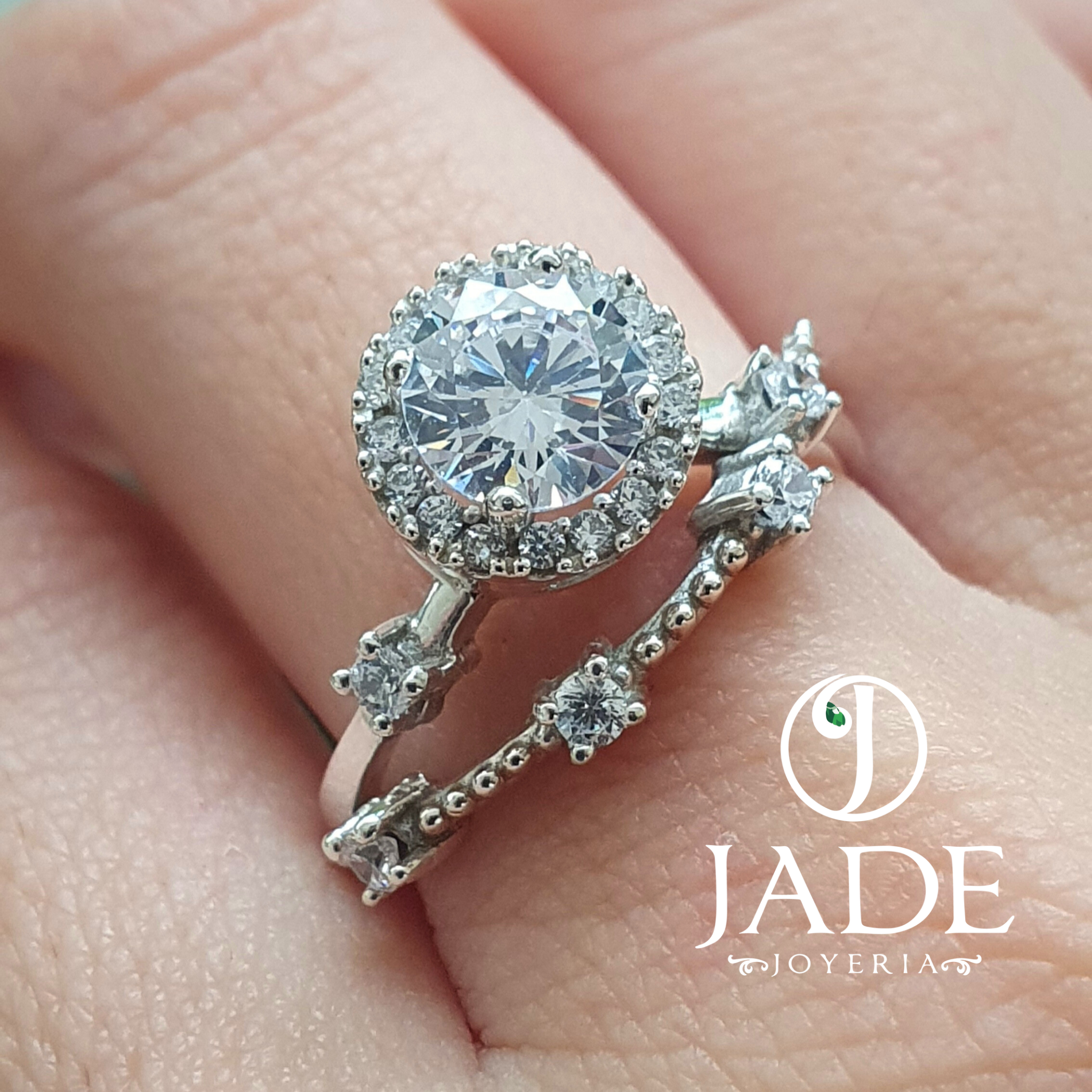 Anillo Mara de compromiso en plata ley