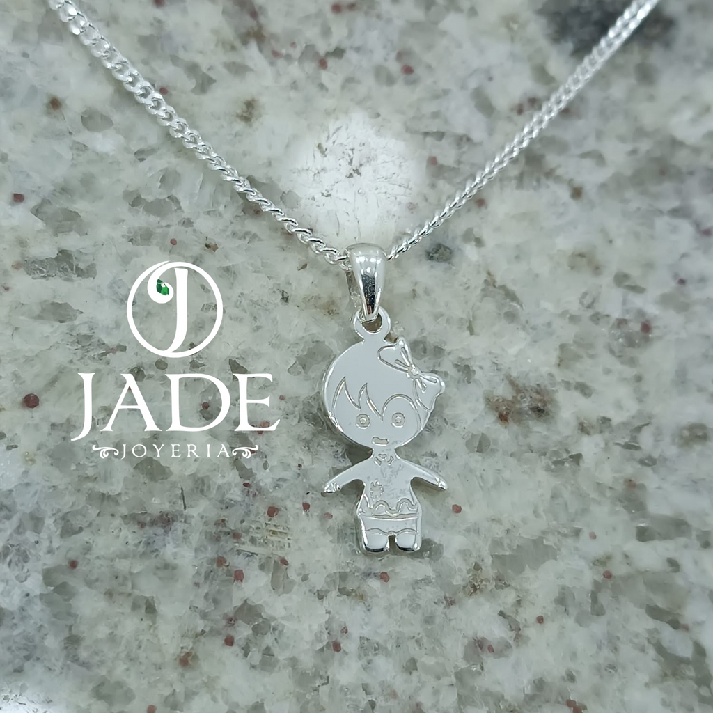 Dije de niña en relieve plata ley