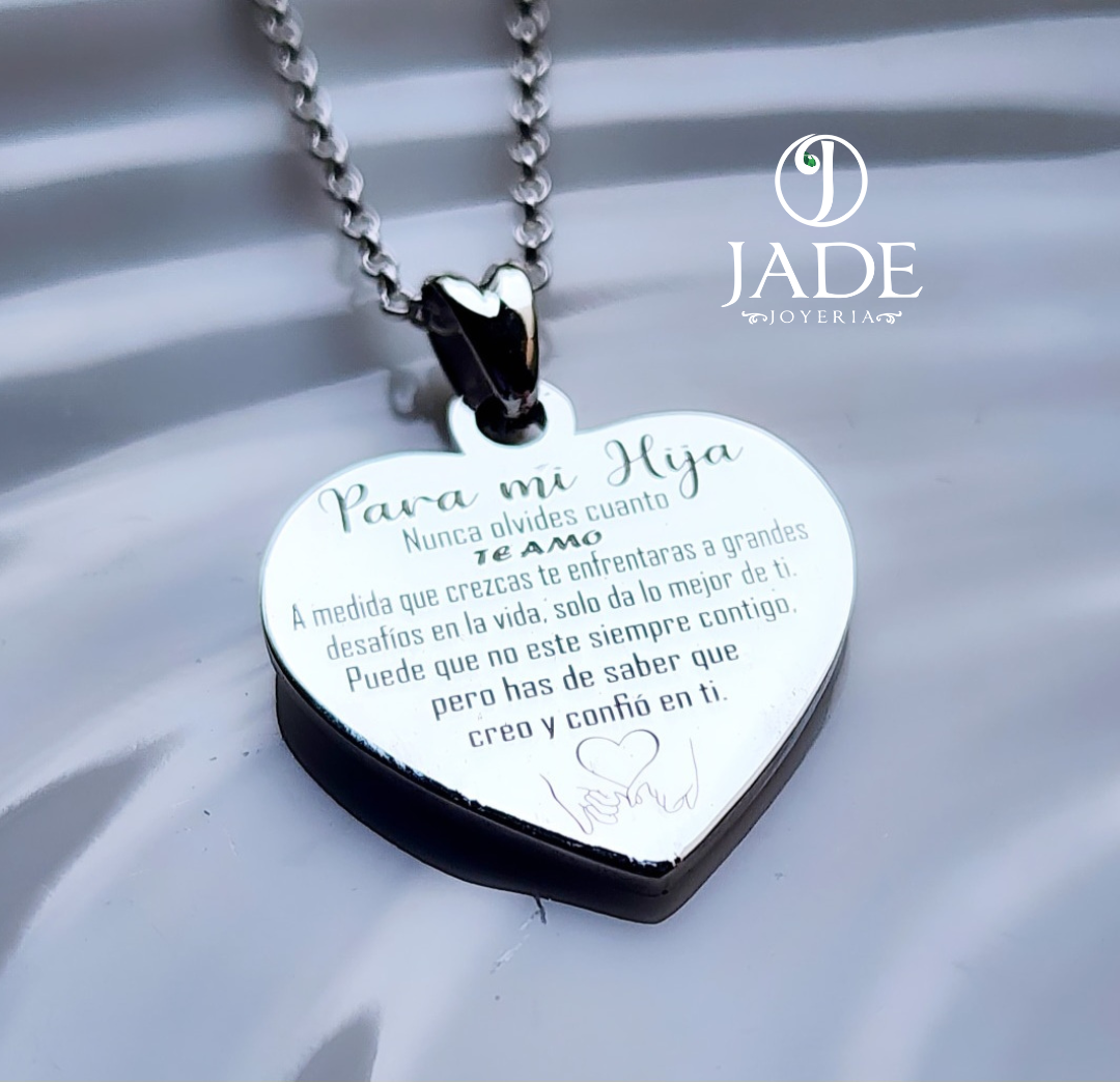 Collar con grabado a lasér personalizado en plata ley