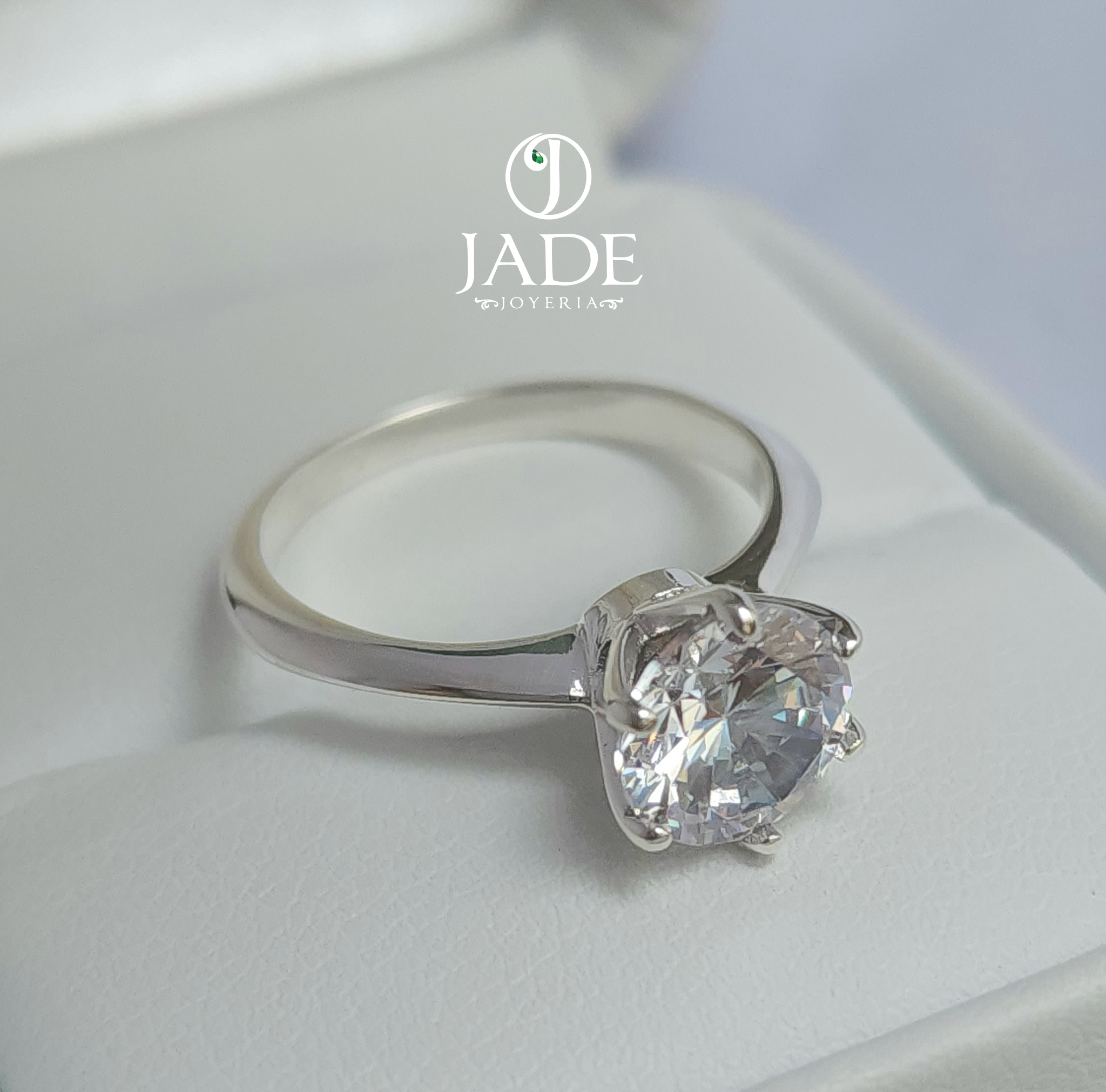 Anillo de compromiso Ana en plata ley