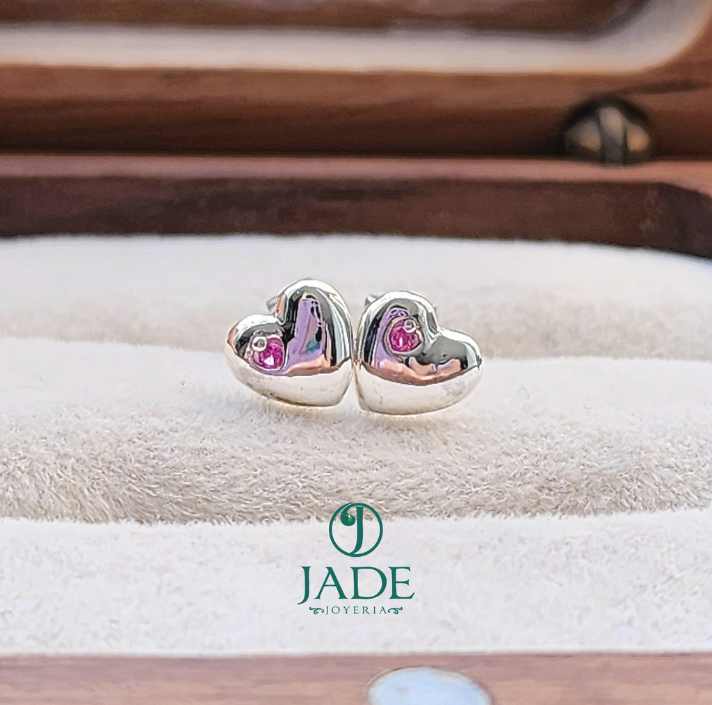 Aretes de bebé "Love" en plata ley
