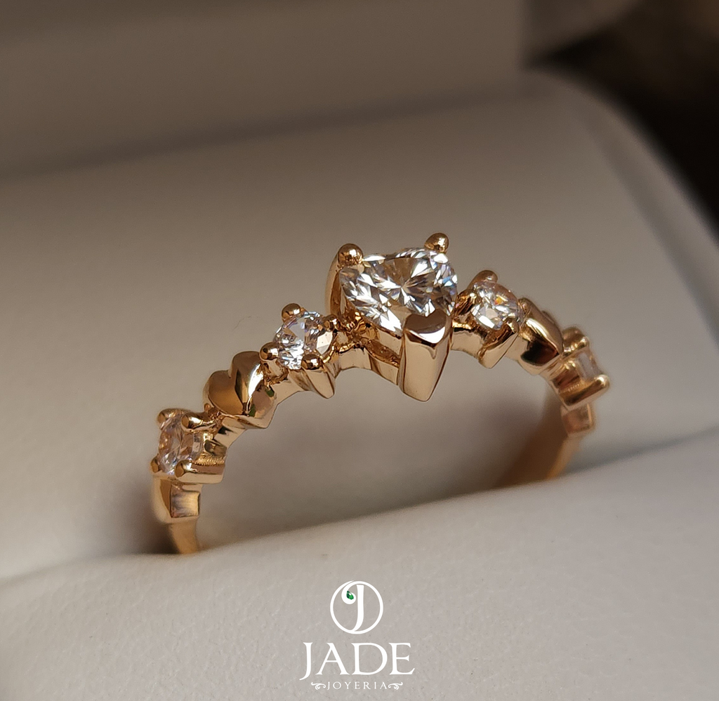 Anillo de Corazones