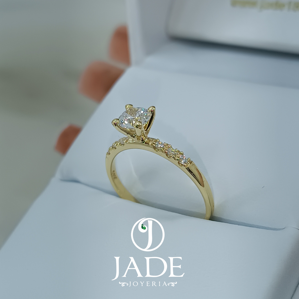 Anillo Ángela de compromiso