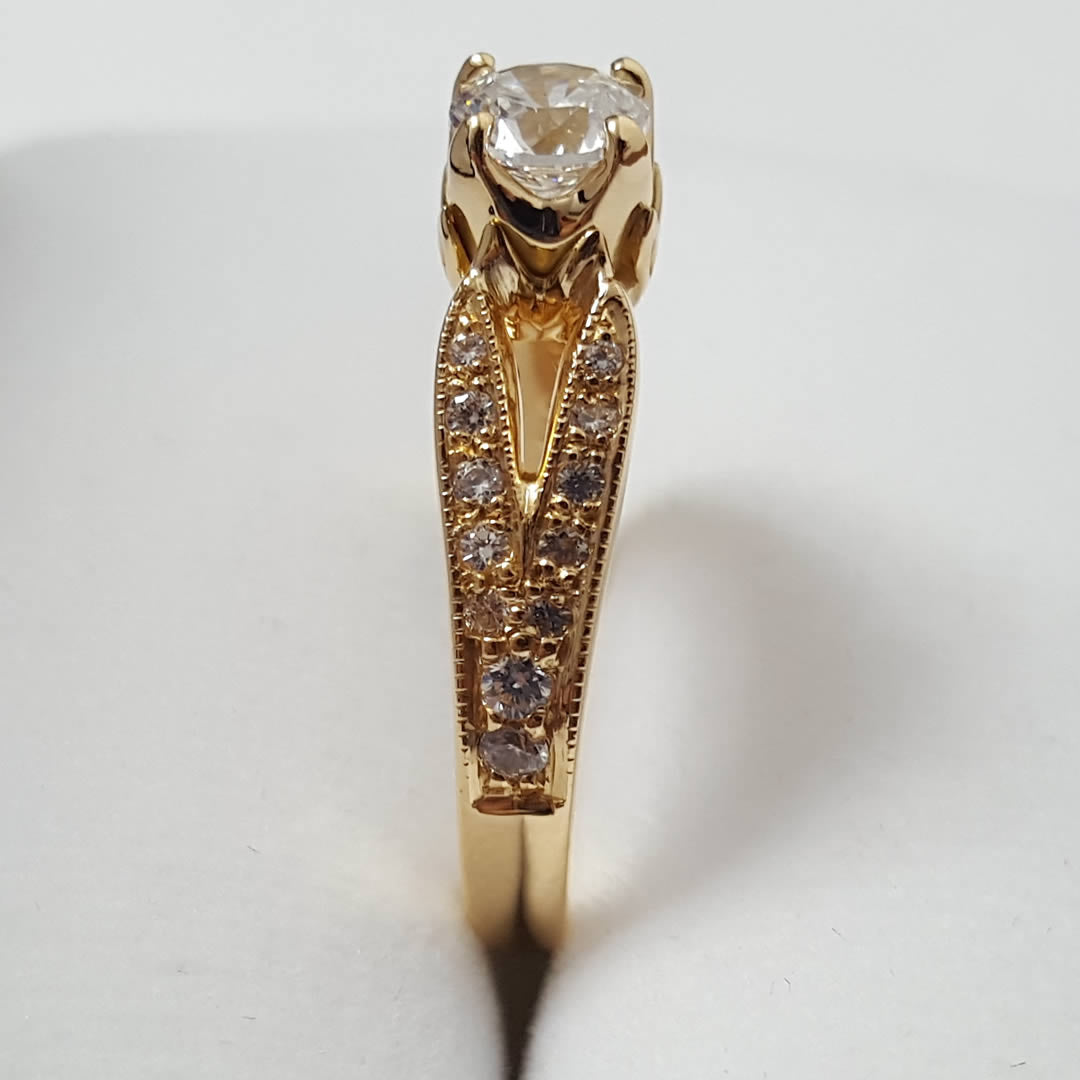 Anillo de compromiso "Gianella"