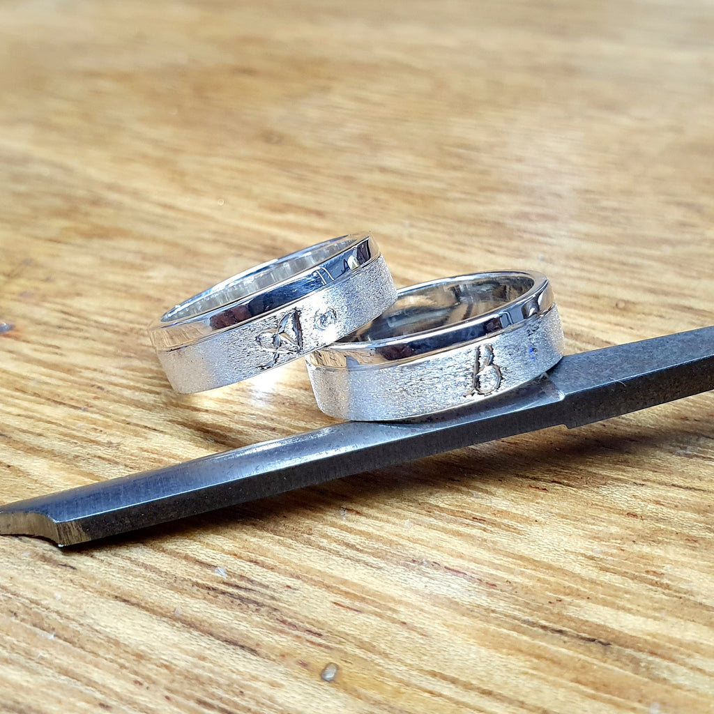 Alianzas AL 014 en Plata Ley con Iniciales y Arenado