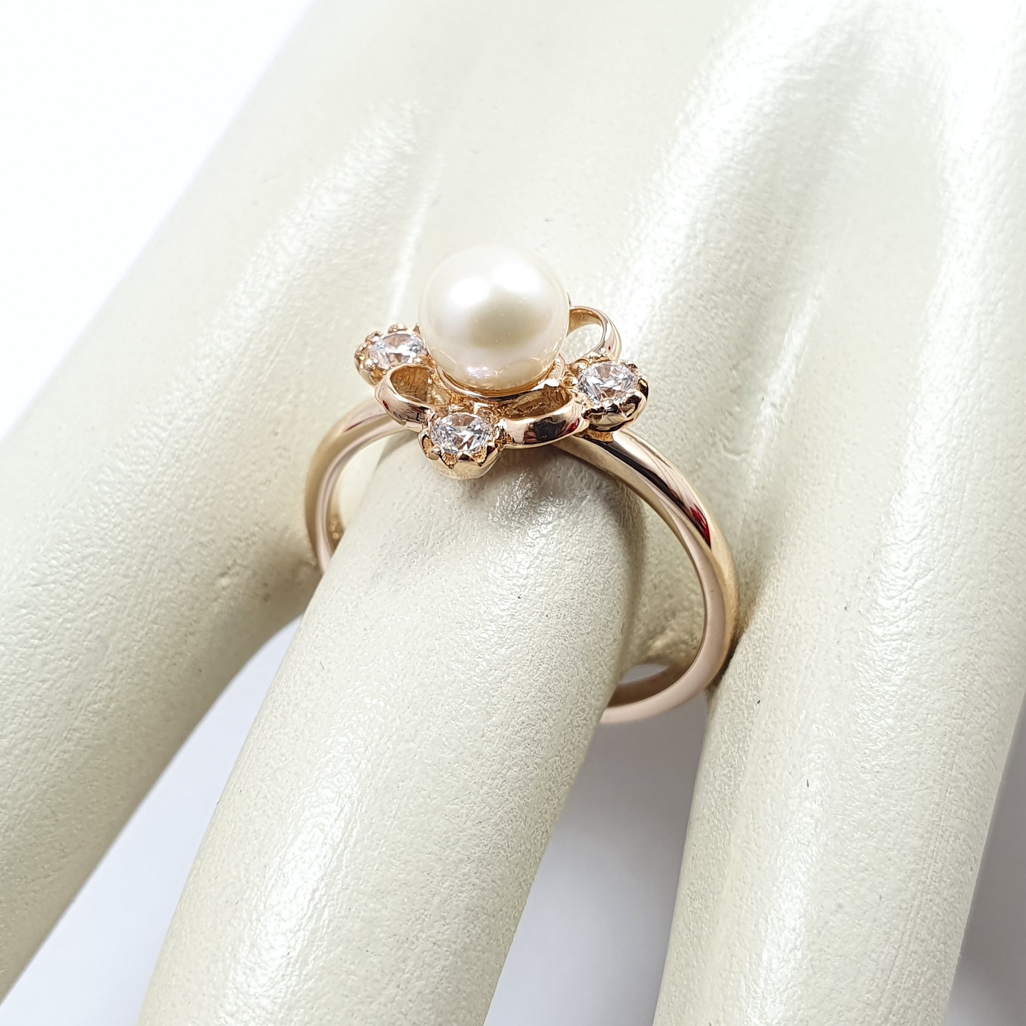 Anillo Minerva con Perla