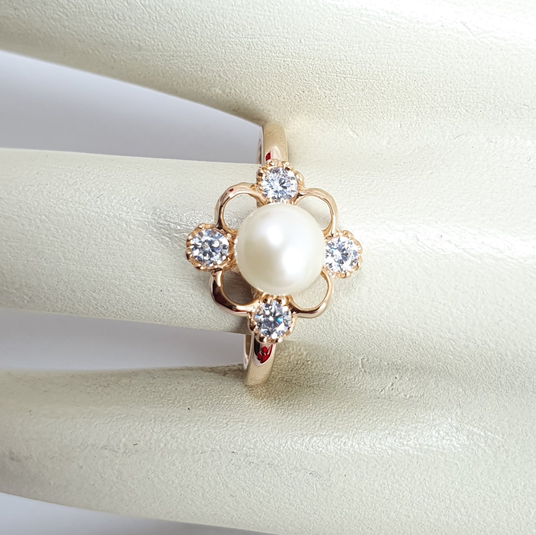 Anillo Minerva con Perla