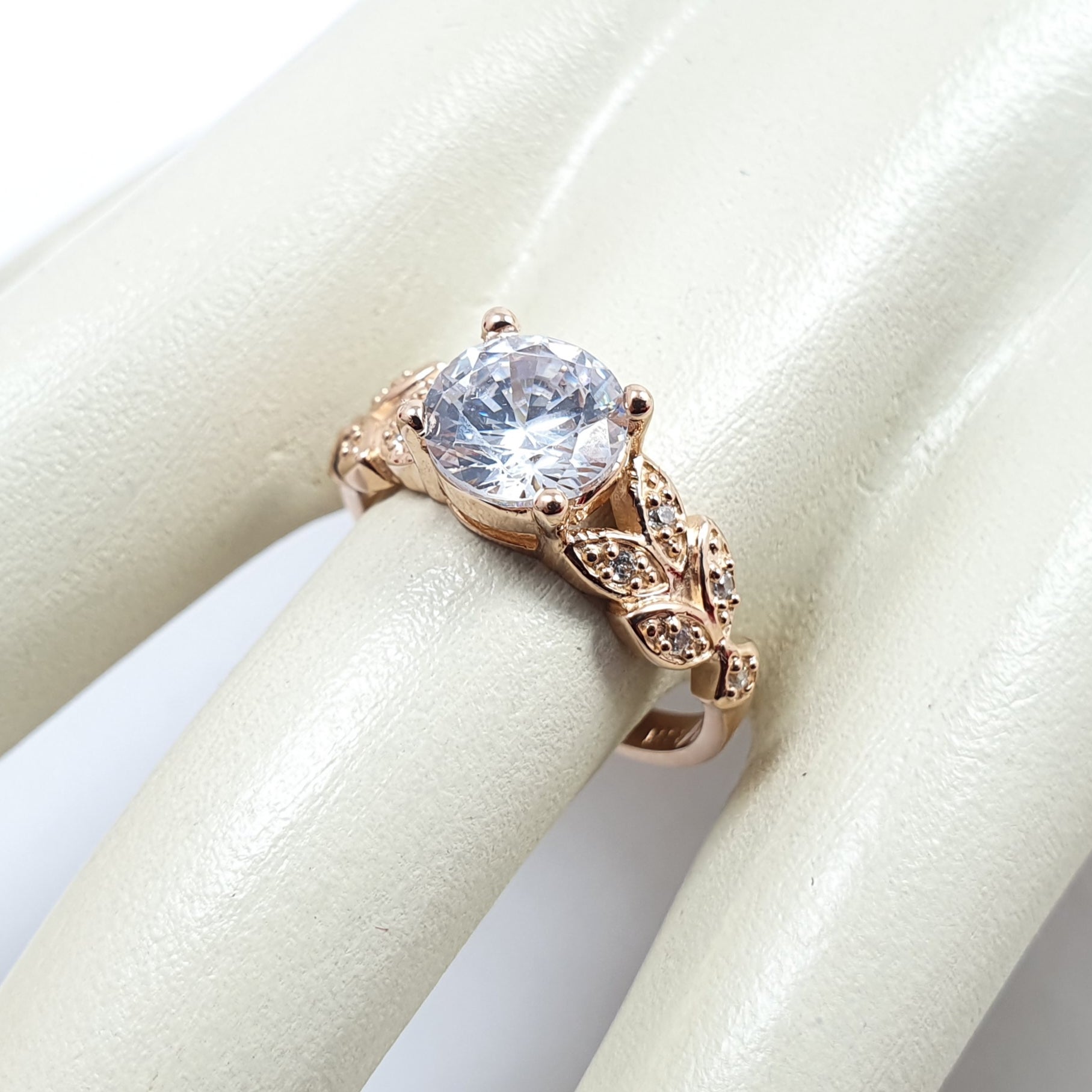 Anillo de Compromiso Flower