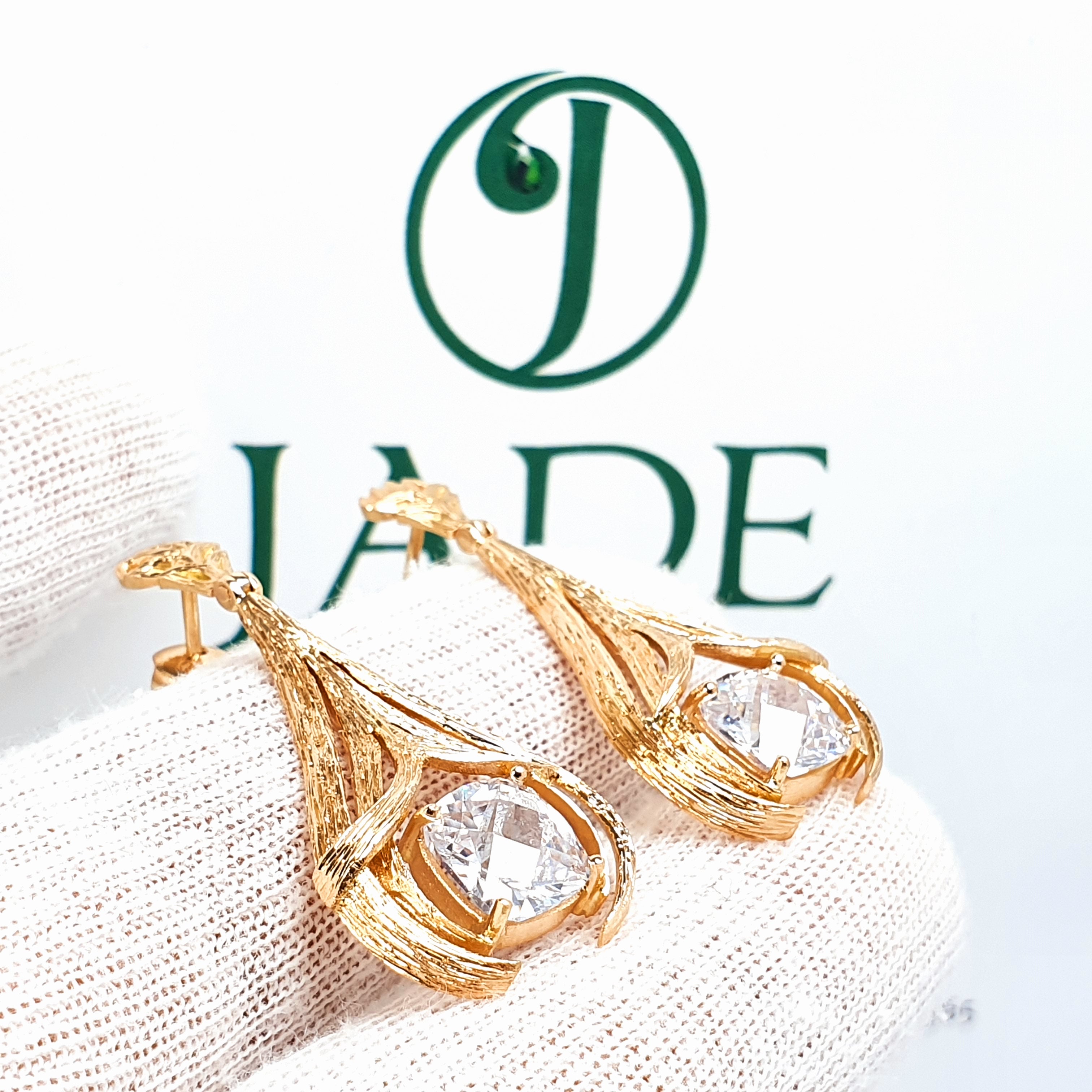 Aretes de Boda Labrados en Oro 18k