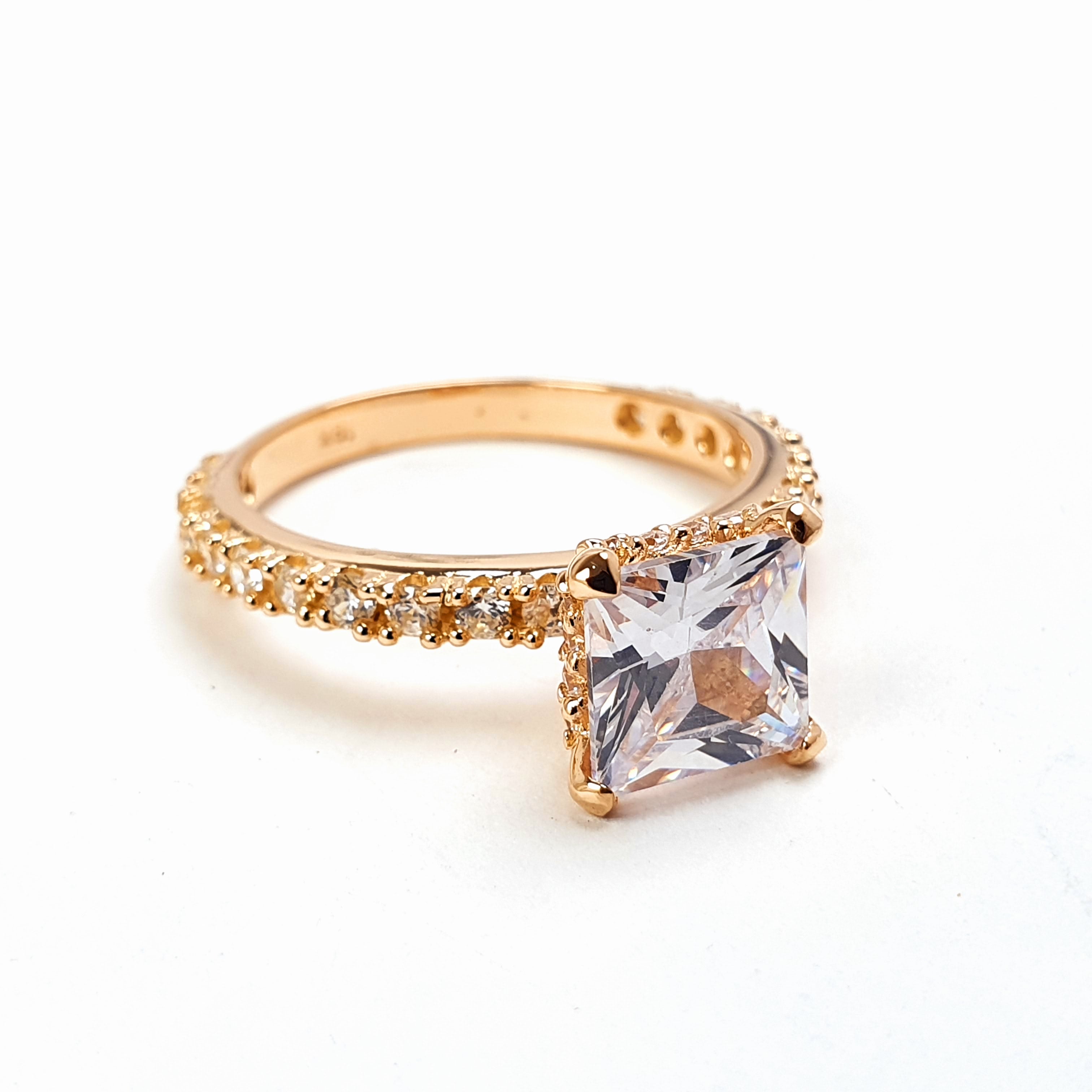 Anillo de Compromiso Nora