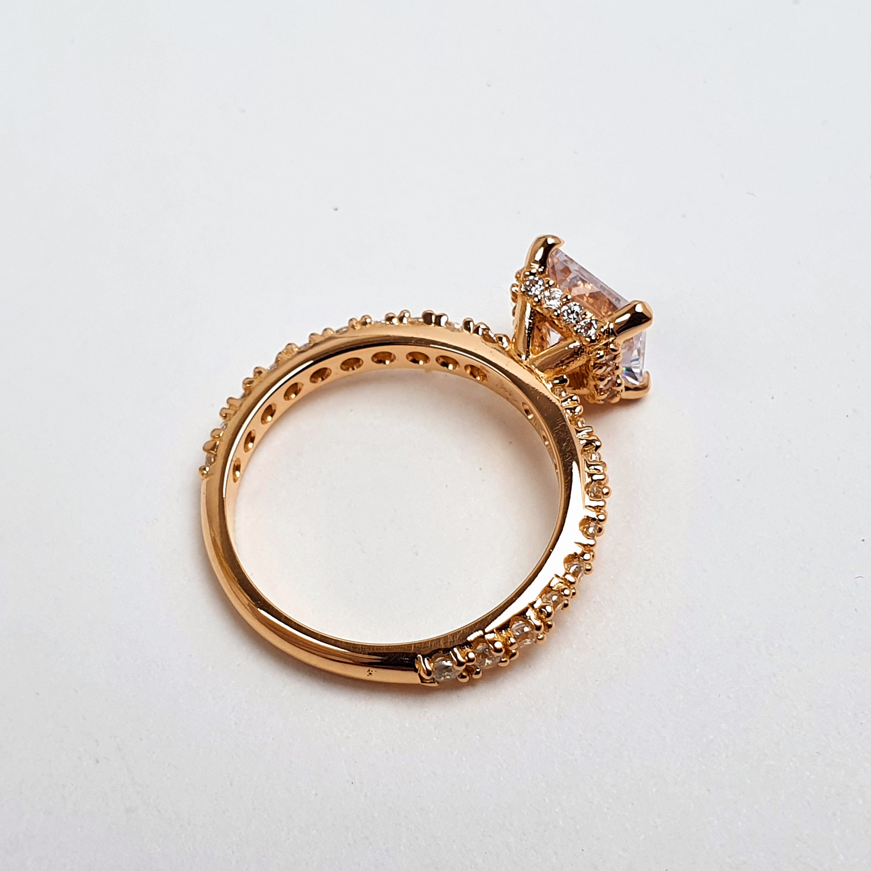 Anillo de Compromiso Nora