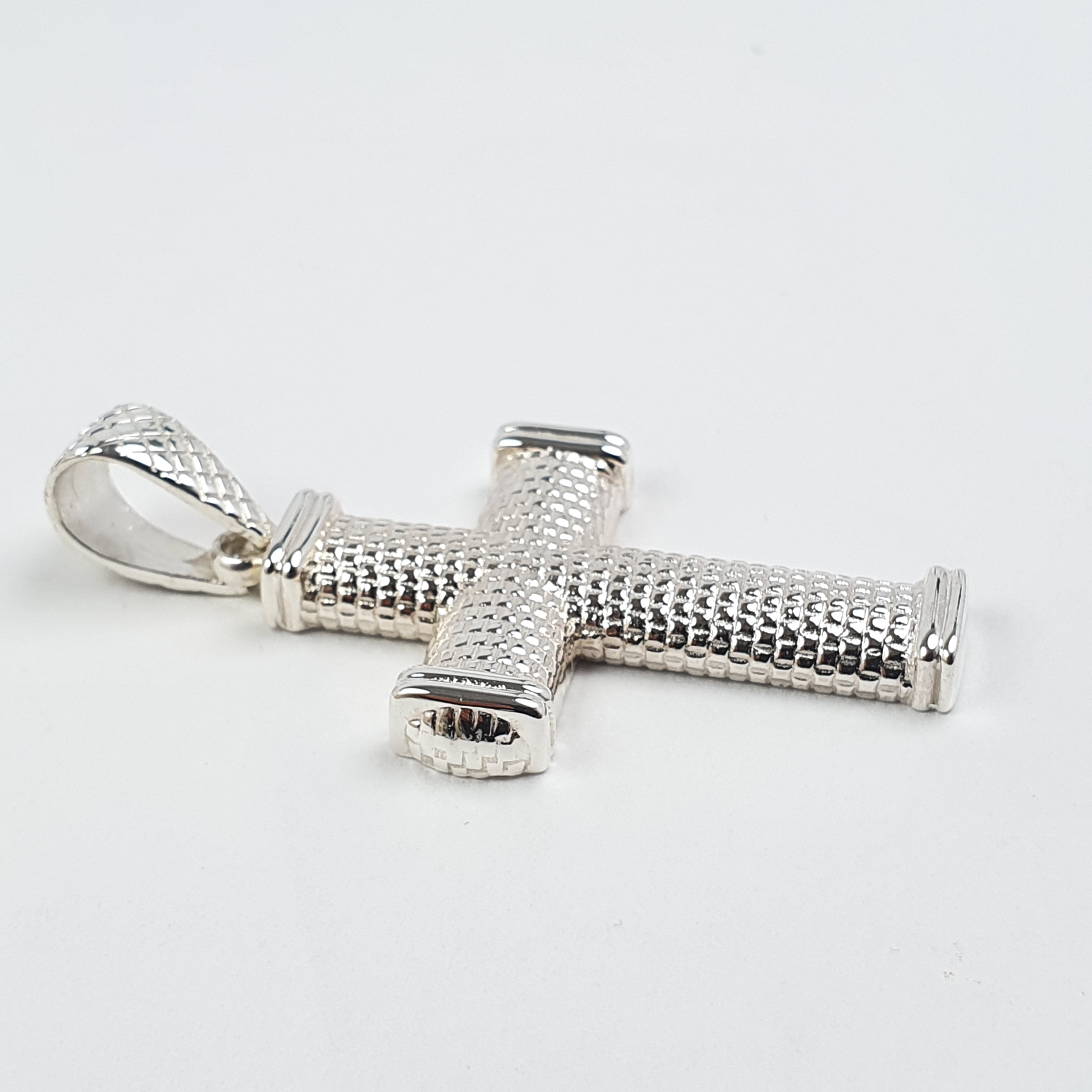 Dije de cruz para hombre