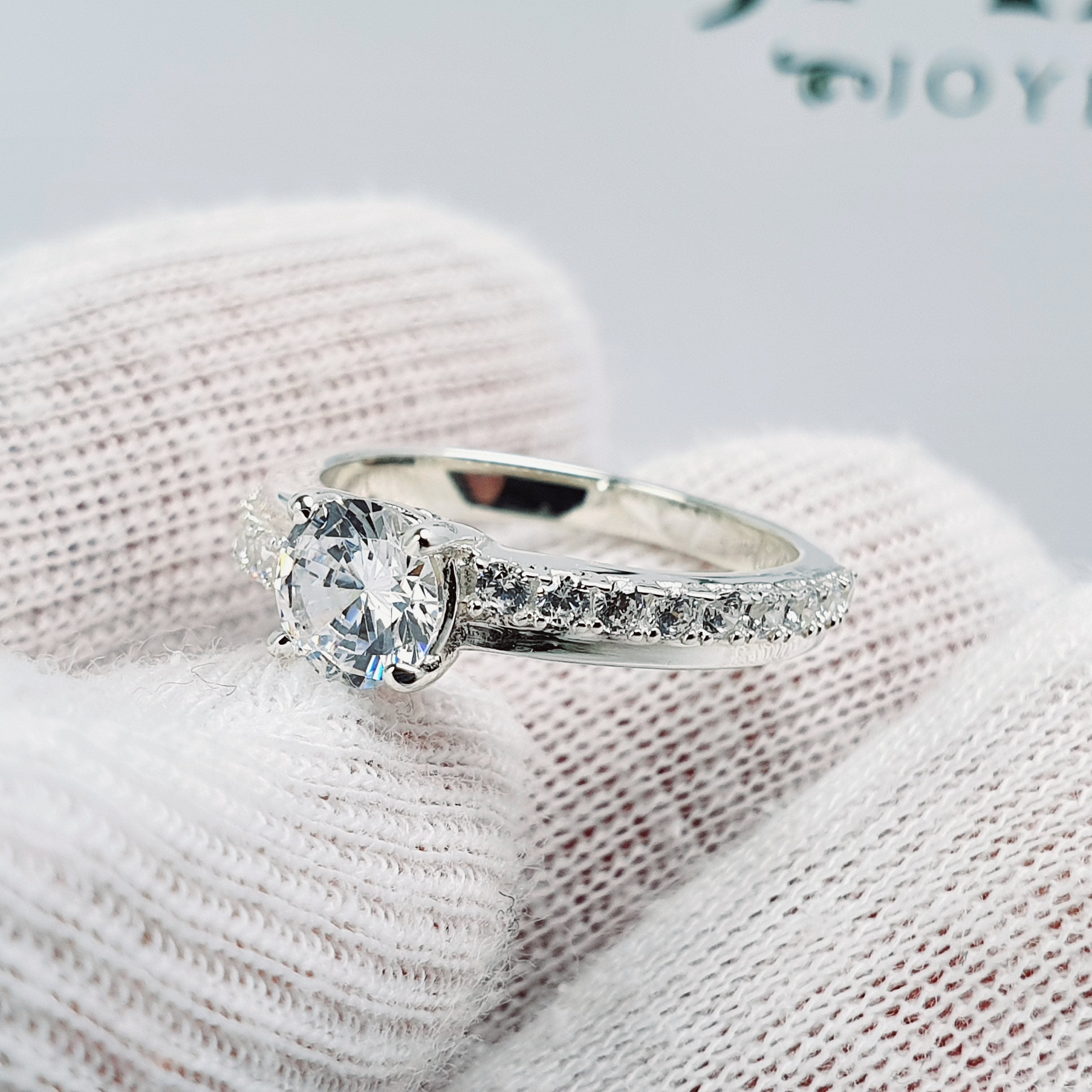 Anillo de Compromiso Plata "Fernanda"