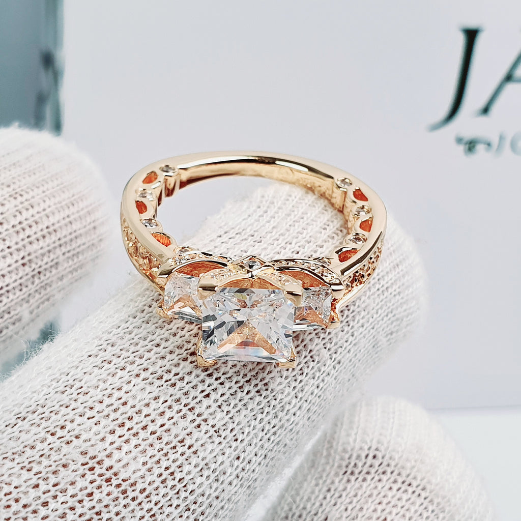 Anillo Amaya