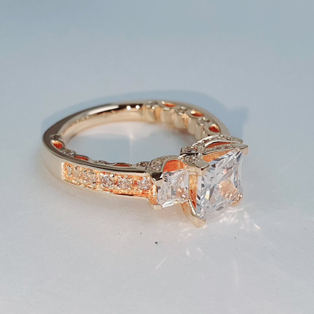 Anillo Amaya