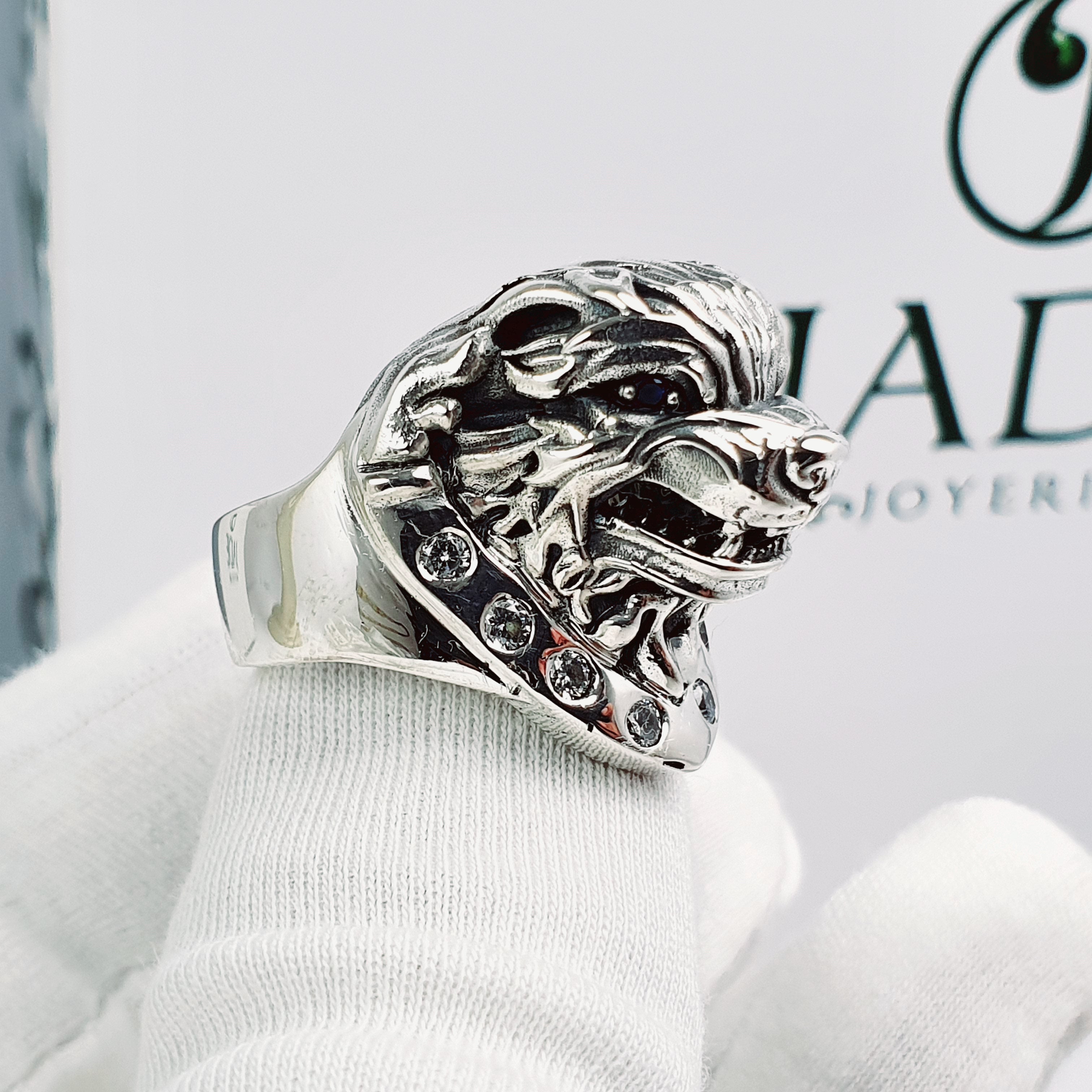 Anillo para varon con diseño