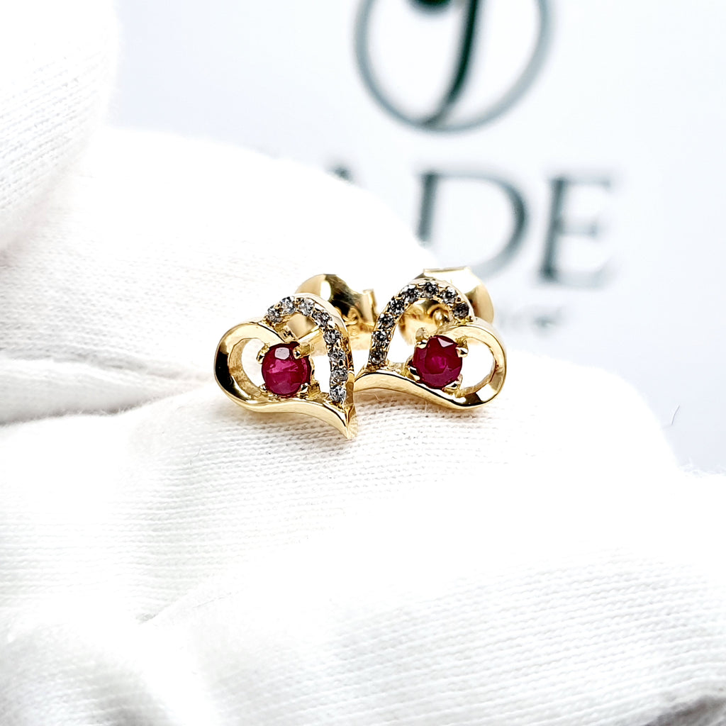 Aretes de corazón con piedra