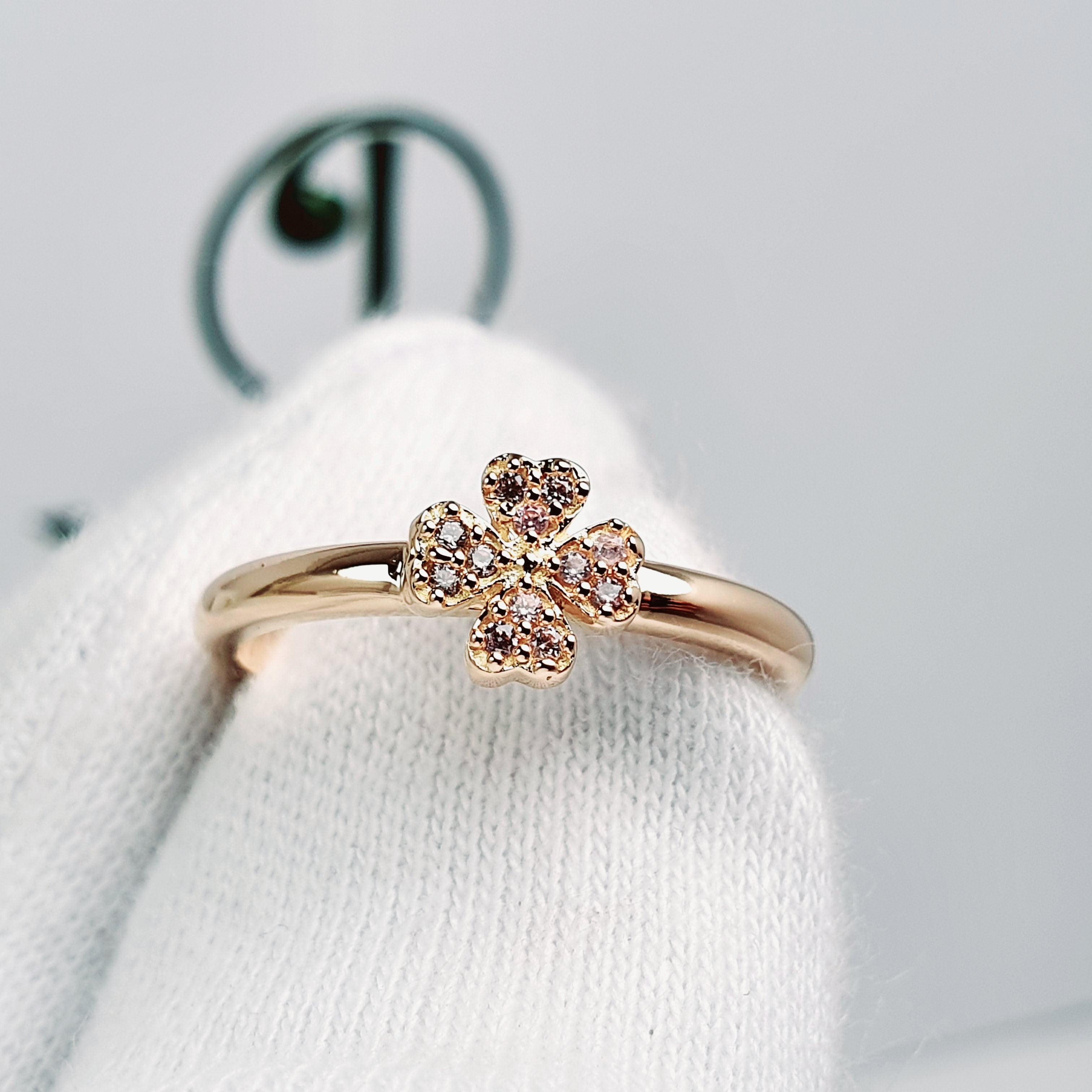 Anillo Trébol en Oro 18k