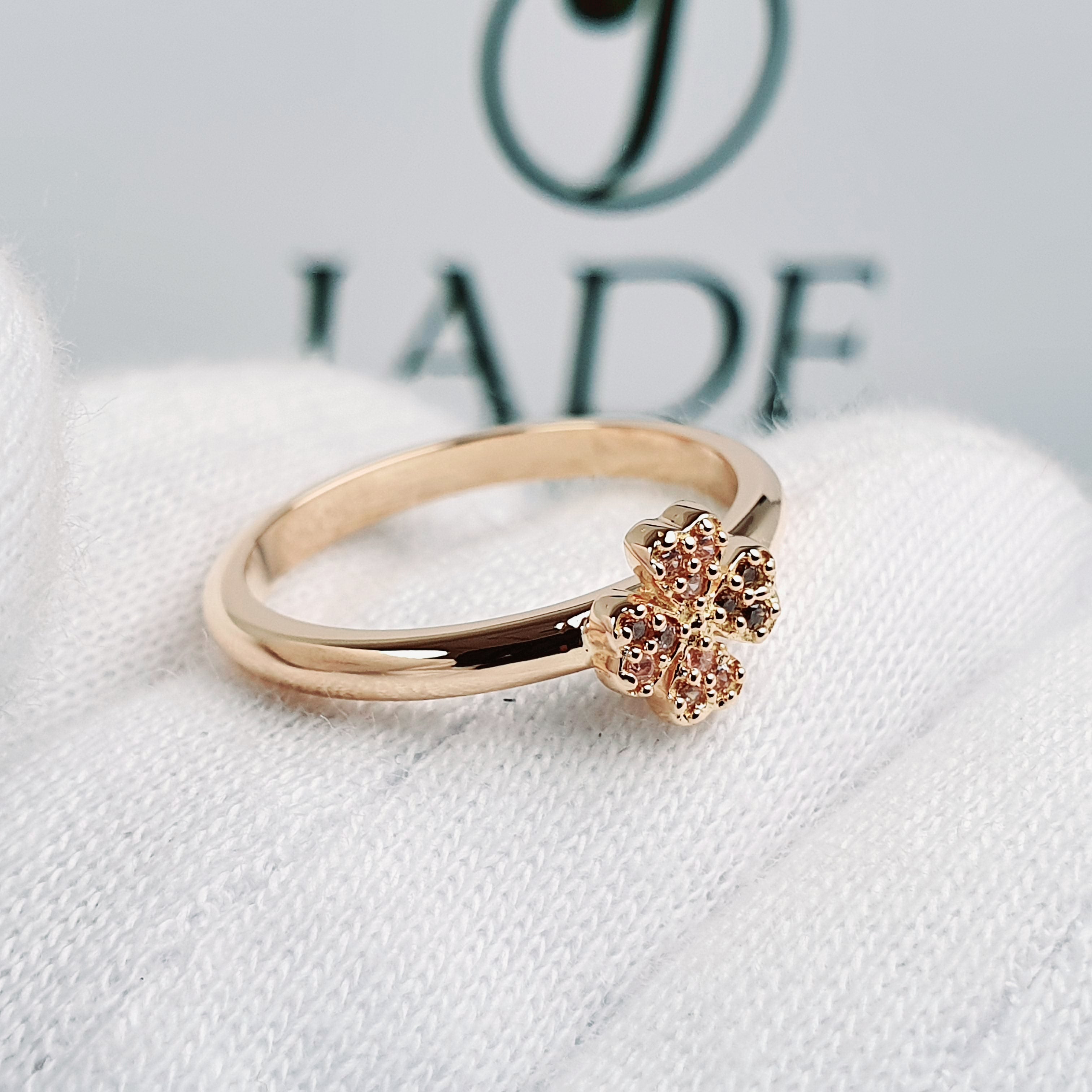 Anillo Trébol en Oro 18k