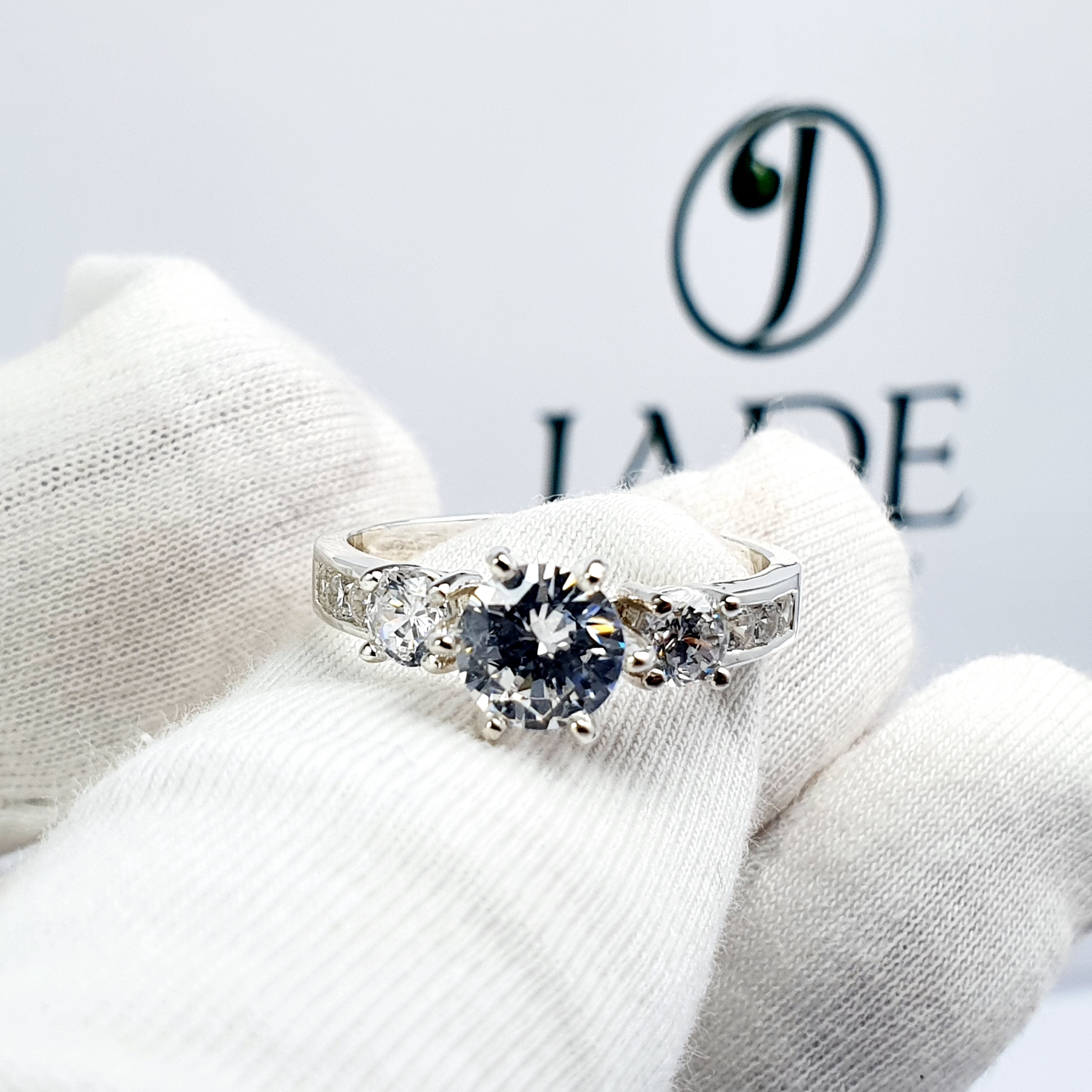 Anillo de Compromiso Plata " Leysi"