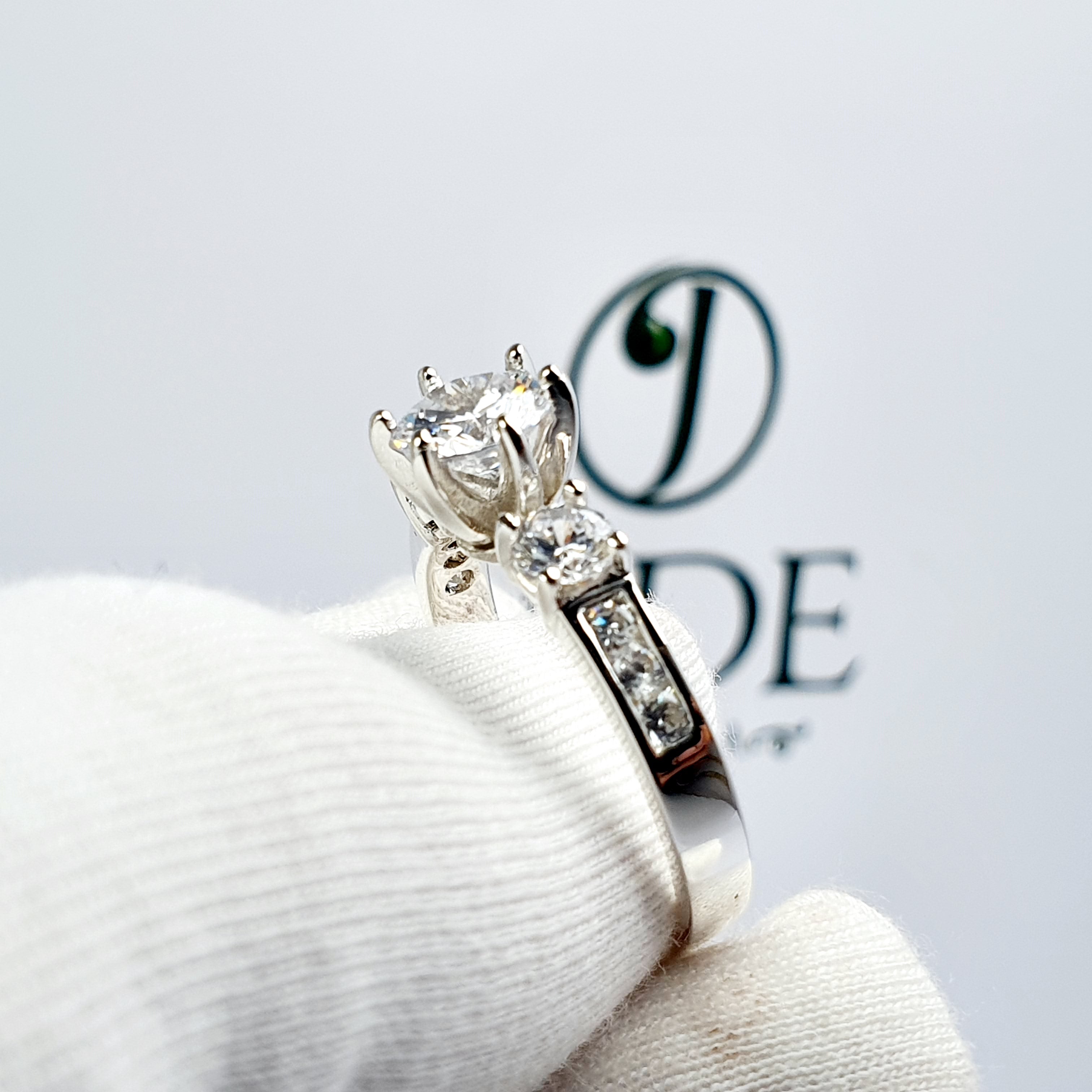 Anillo de Compromiso Plata " Leysi"