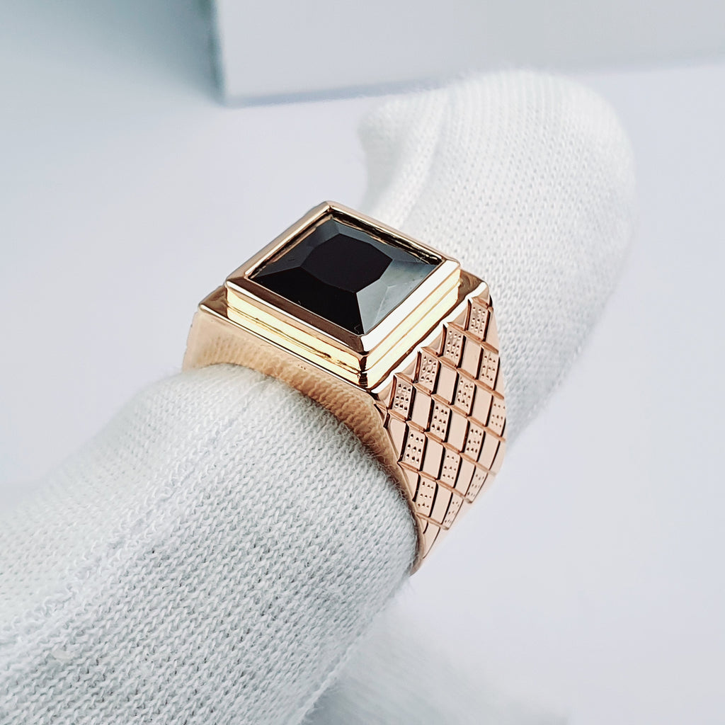 Anillo Chevalier con Piedra Cuadrada para Varón en Oro 18k