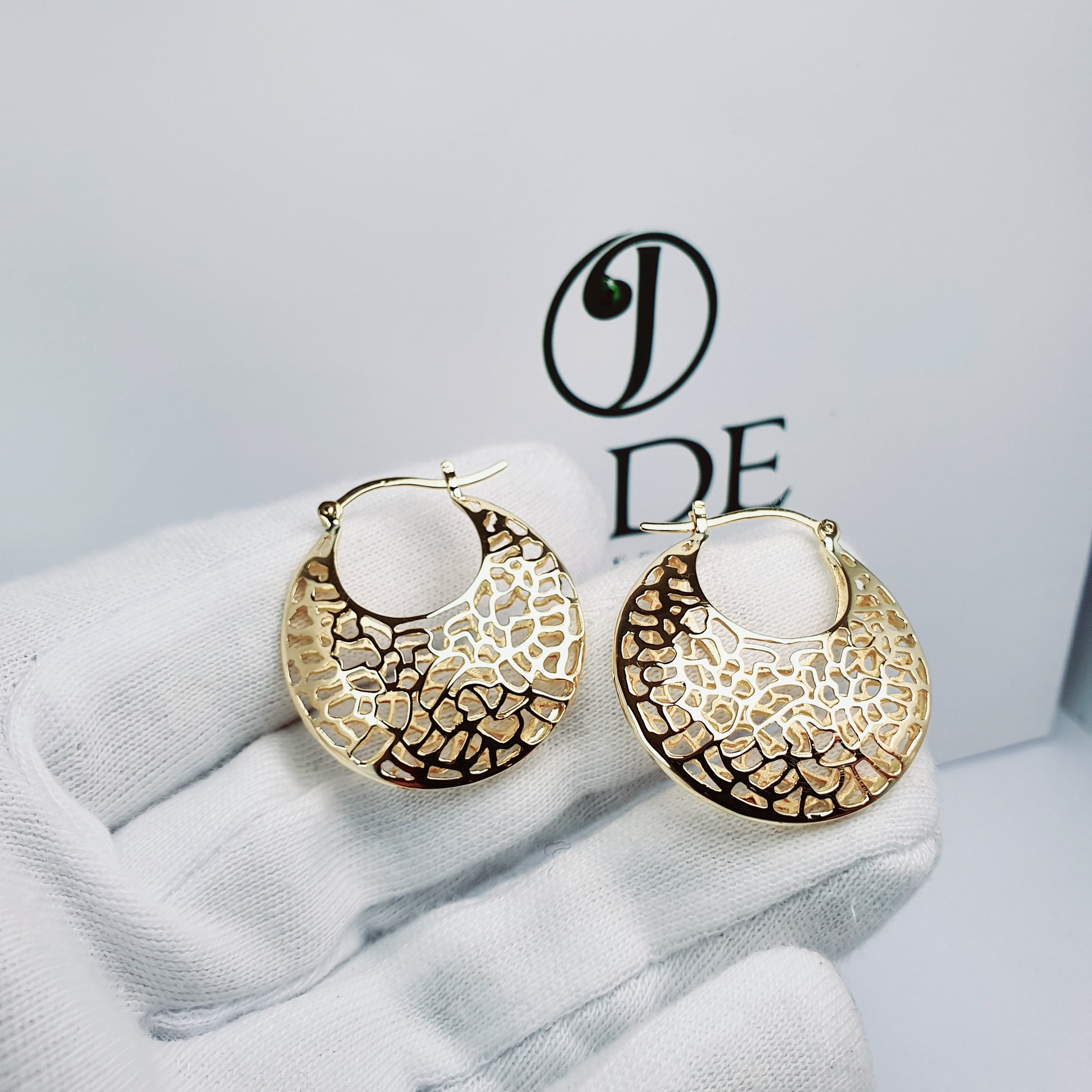 Argollas en Oro Caladas Tipo Globo