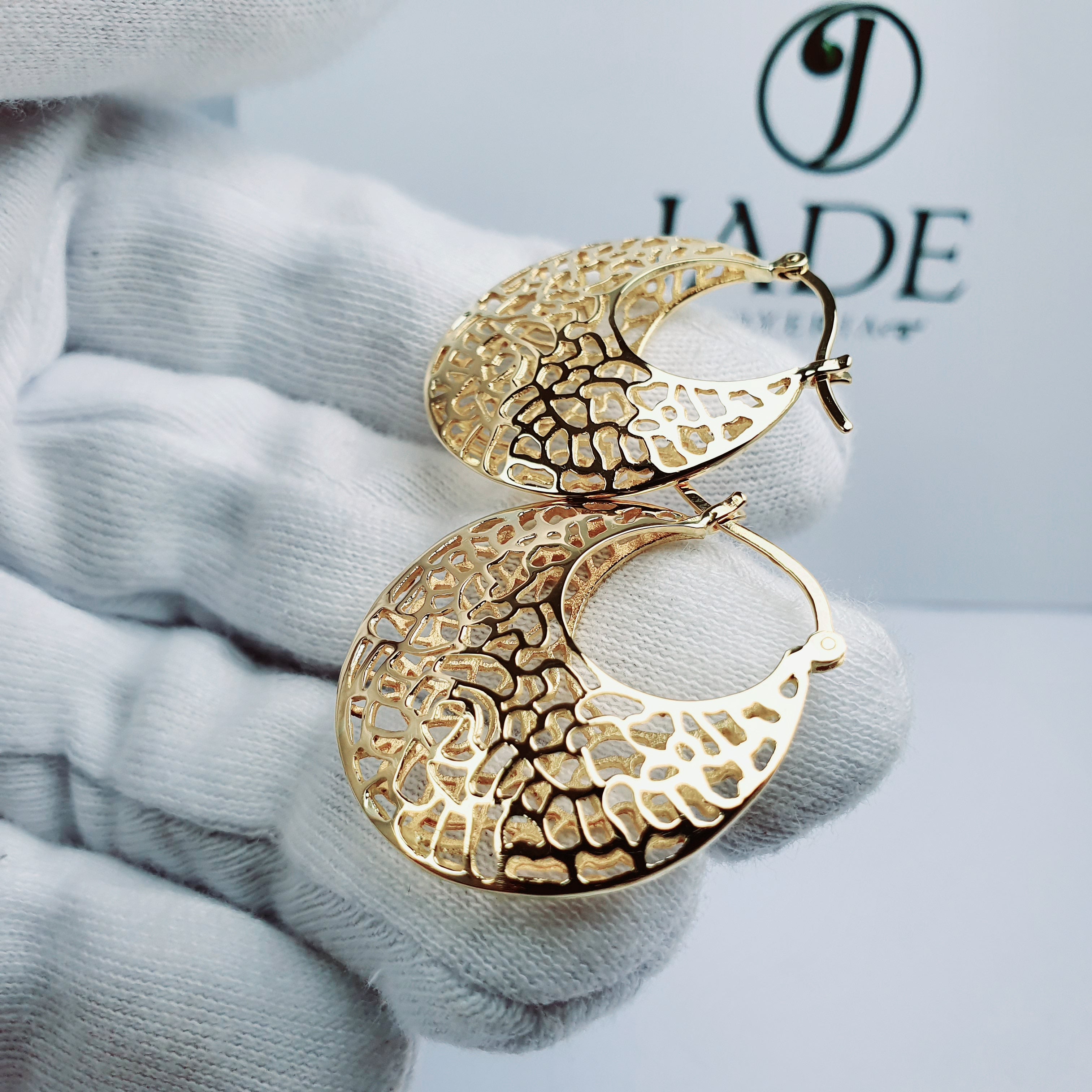 Argollas en Oro Caladas Tipo Globo