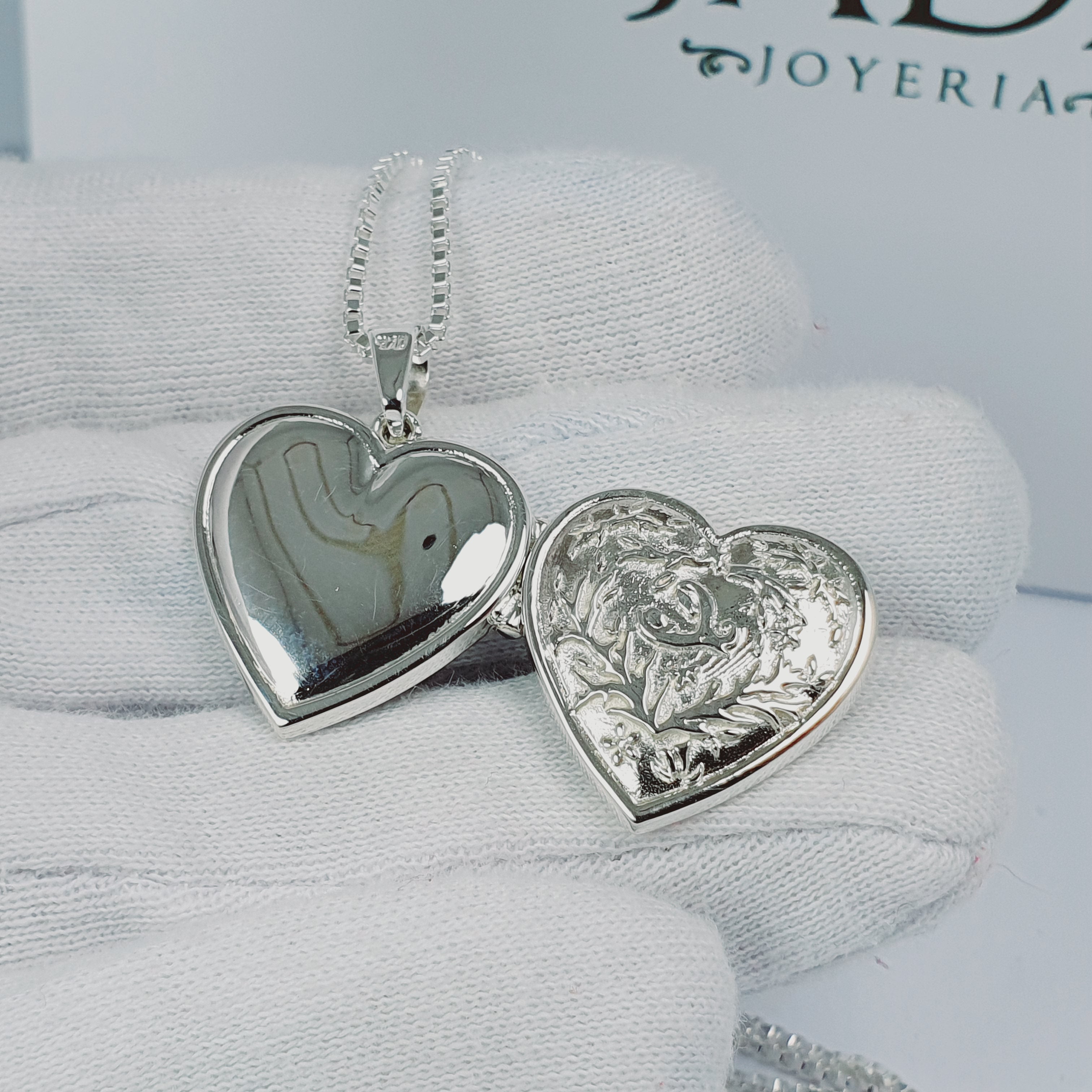 Relicario portafoto de corazon en plata ley 970