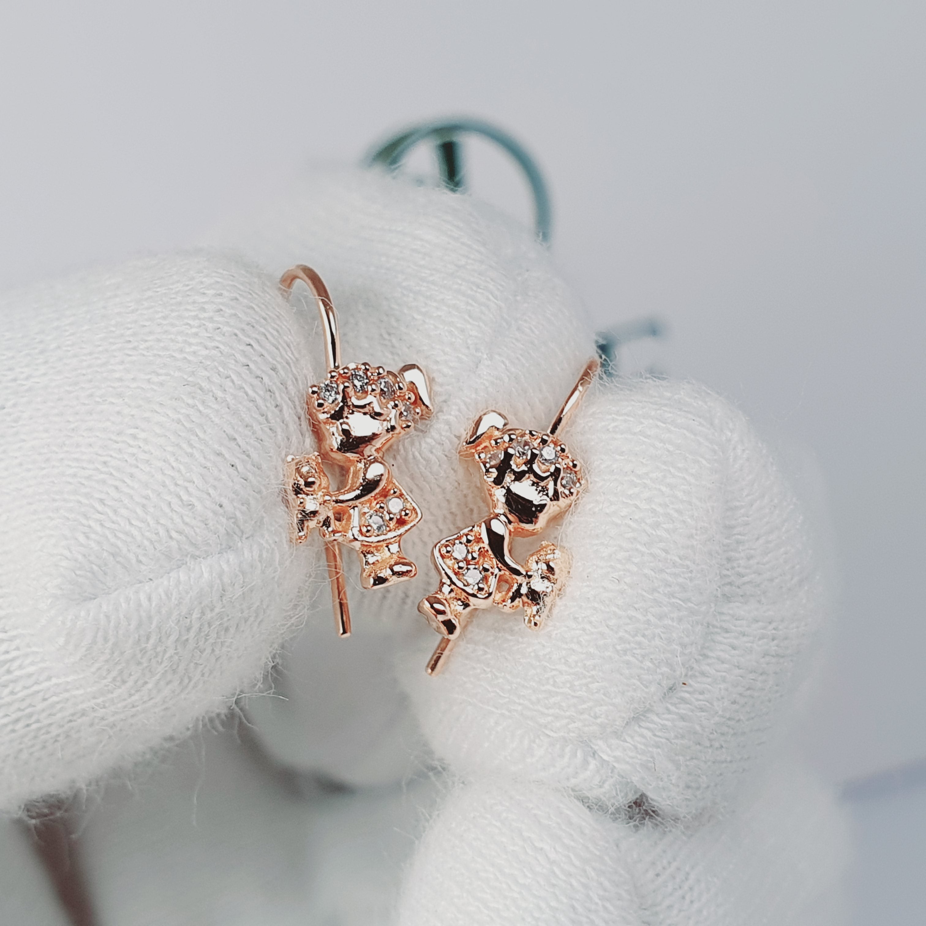 Aretes de niña con osito oro 18k