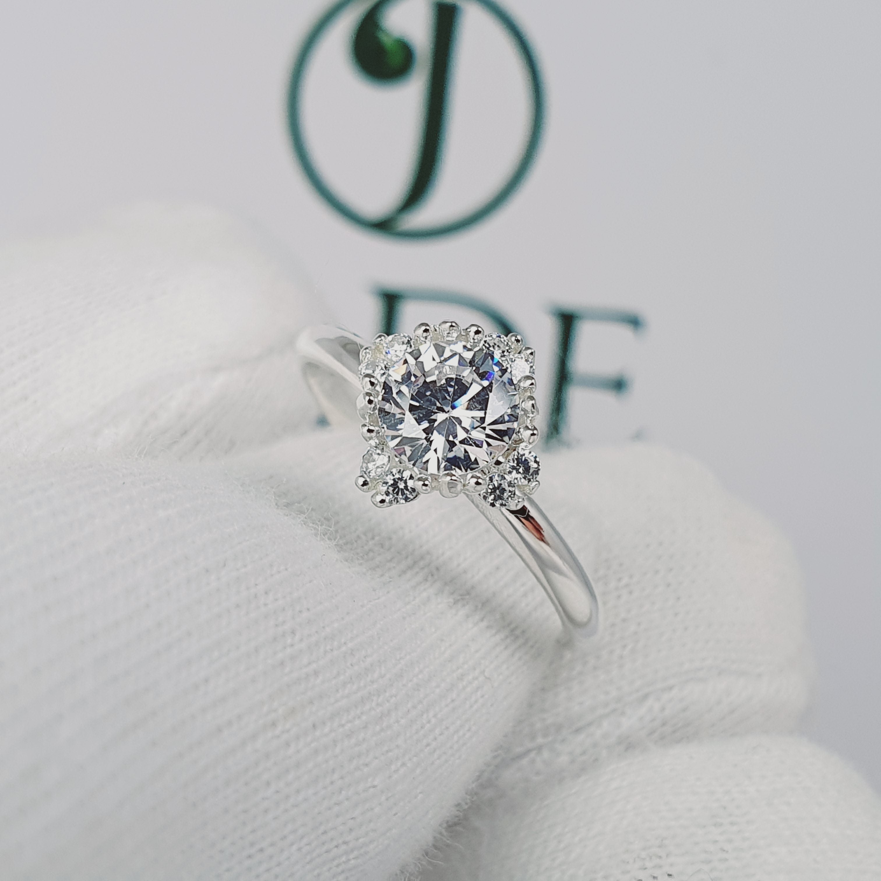 Anillo de Compromiso Plata "Damelia"