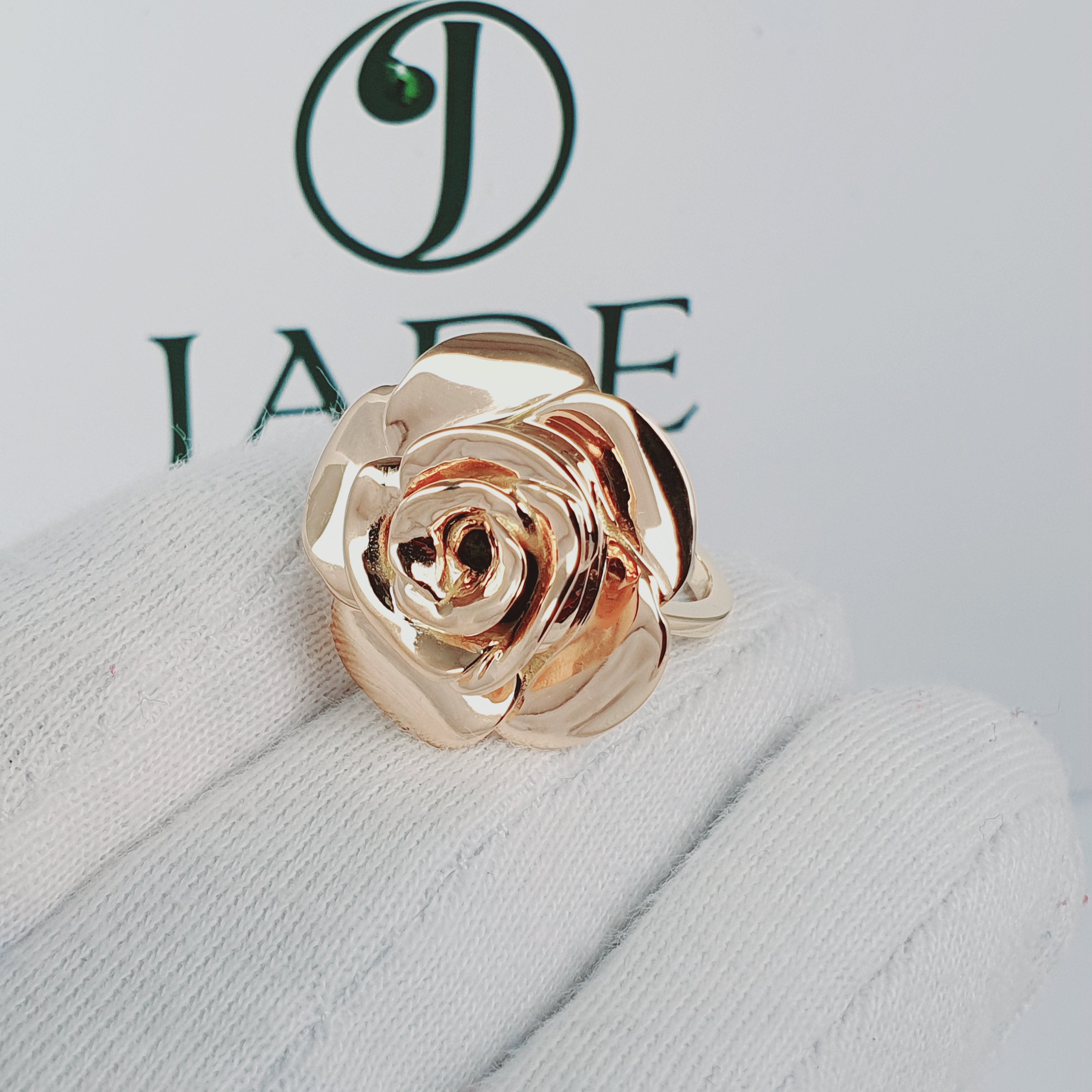 Anillo de Rosa en oro 18k