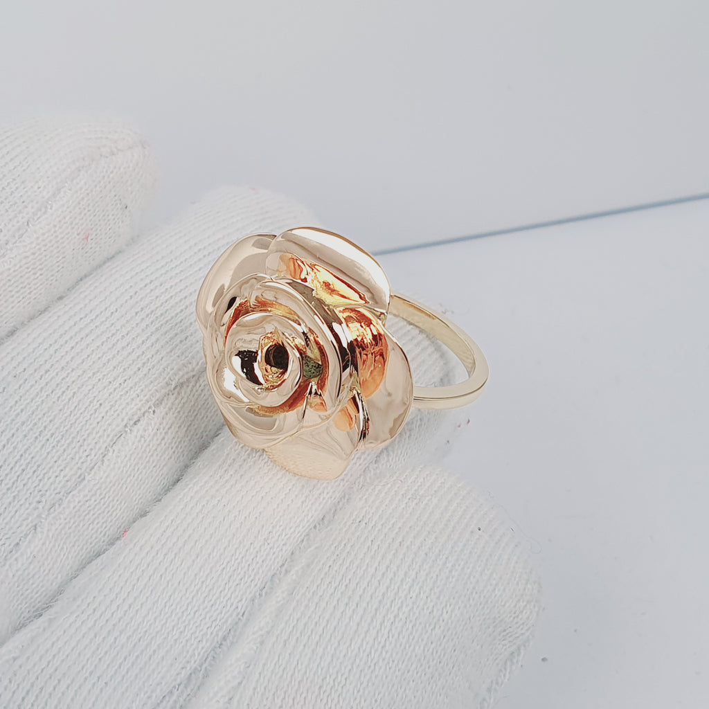 Anillo de Rosa en oro 18k