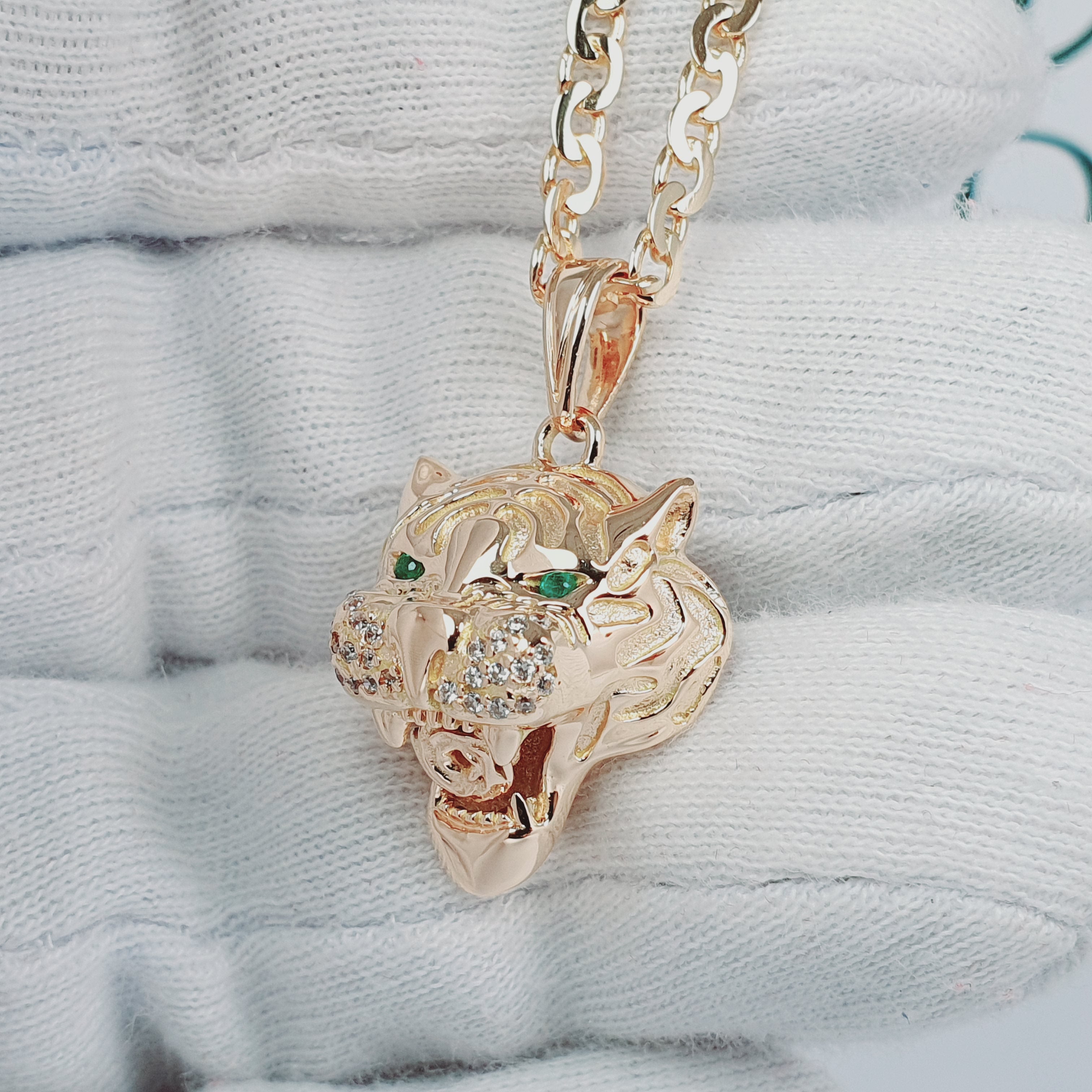 Dije de Tigre oro 18k