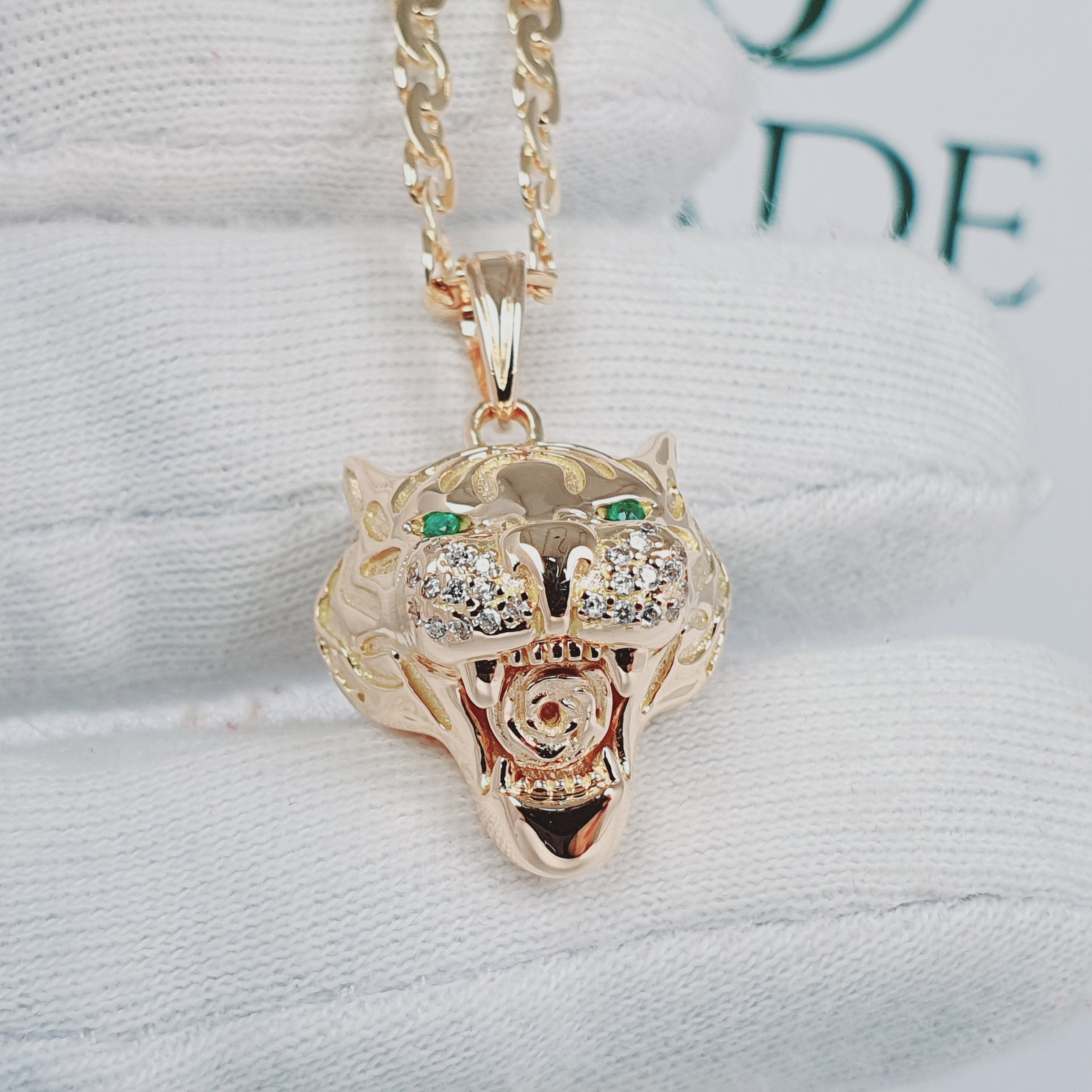 Dije de Tigre oro 18k