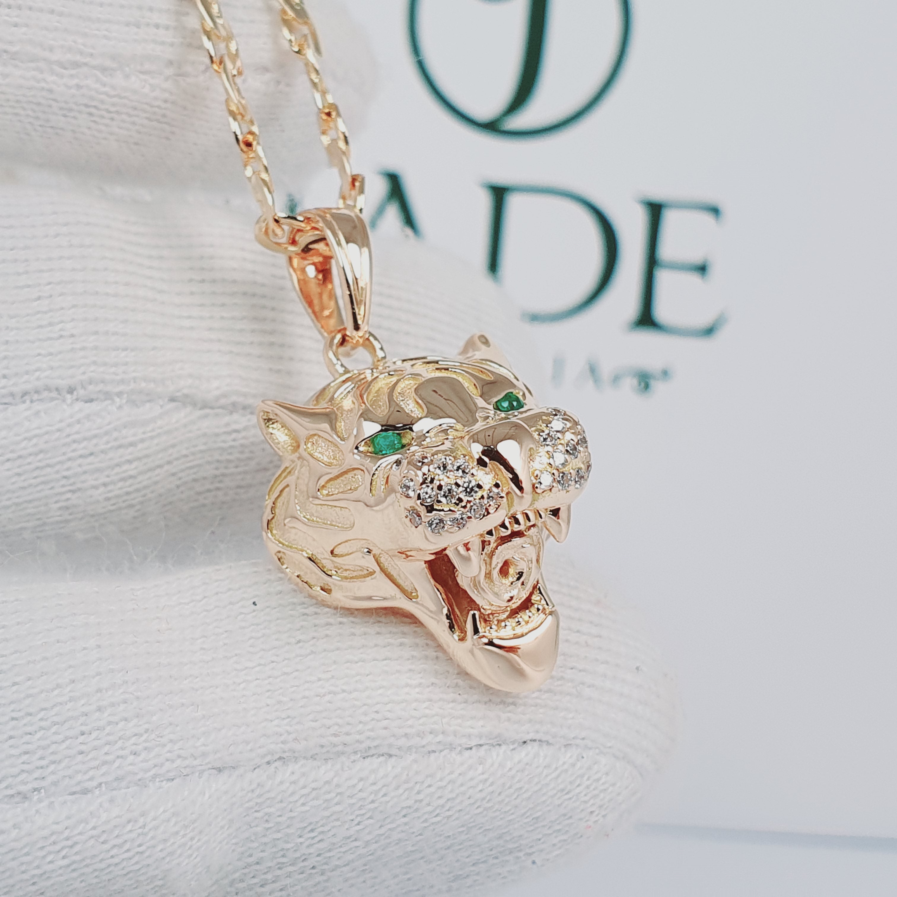 Dije de Tigre oro 18k