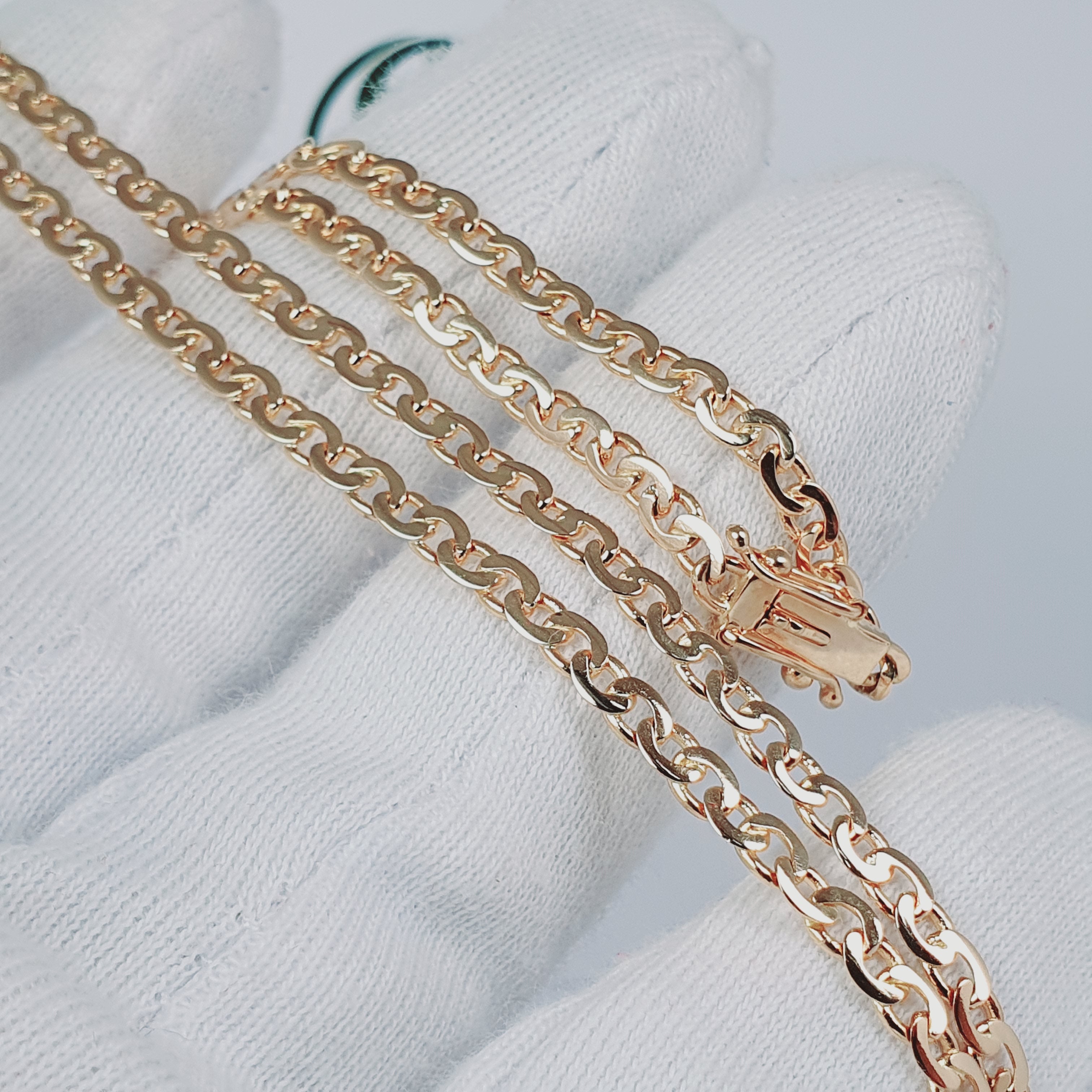 Cadena modelo Tejida en oro 18K