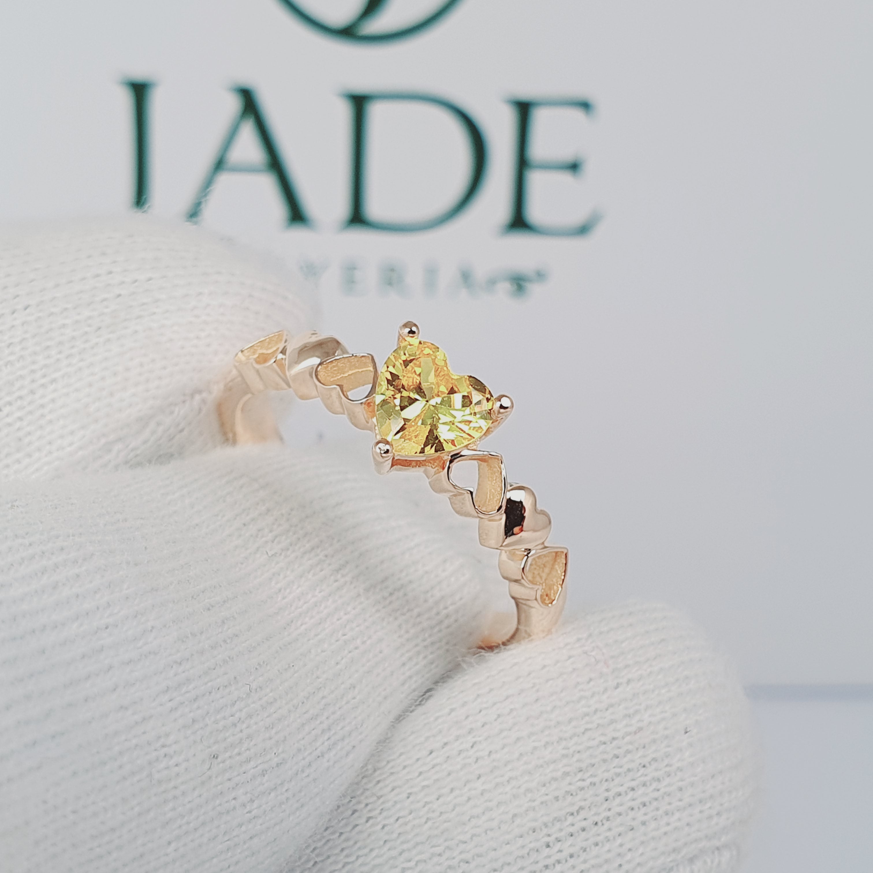 Sortija de corazón oro 18k