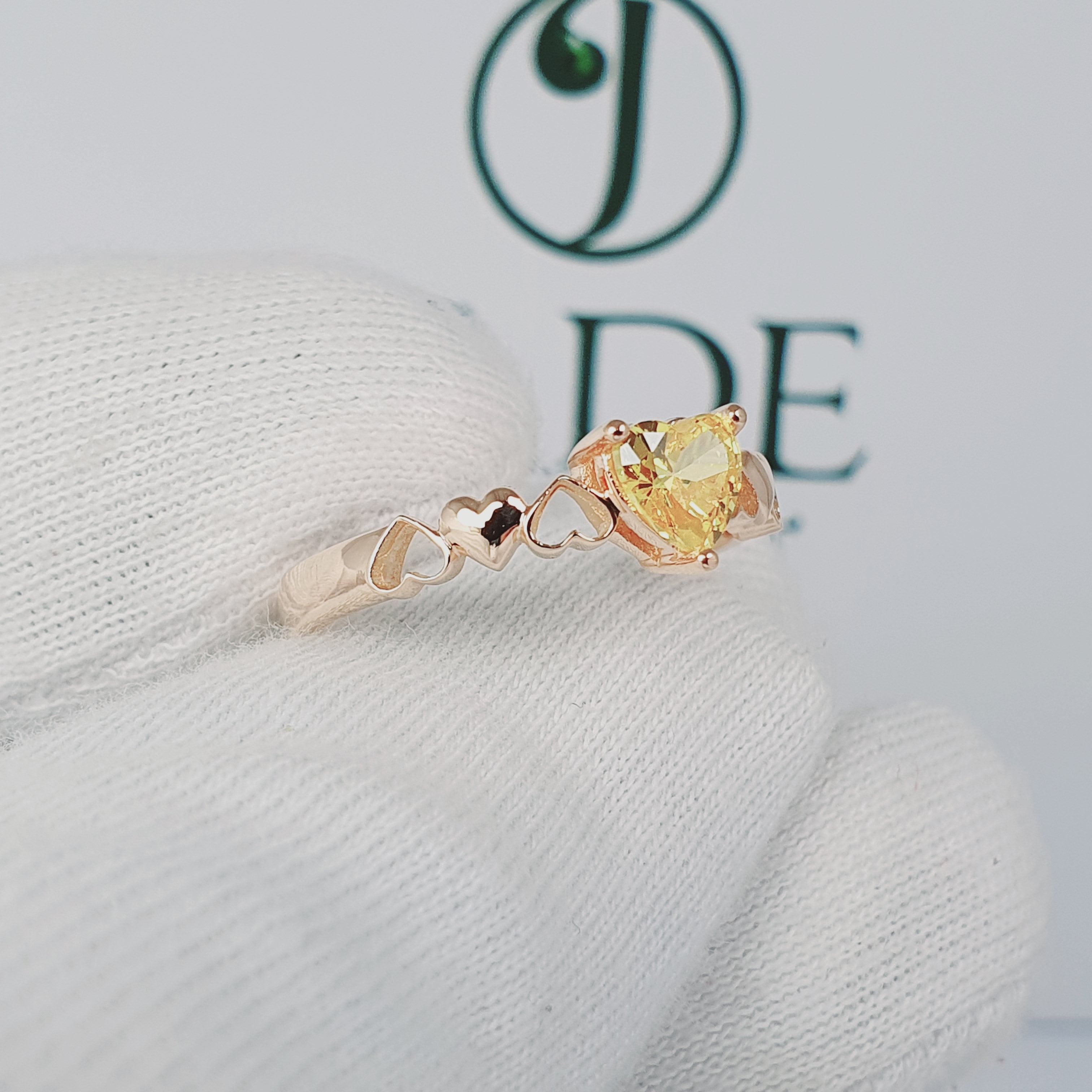 Sortija de corazón oro 18k