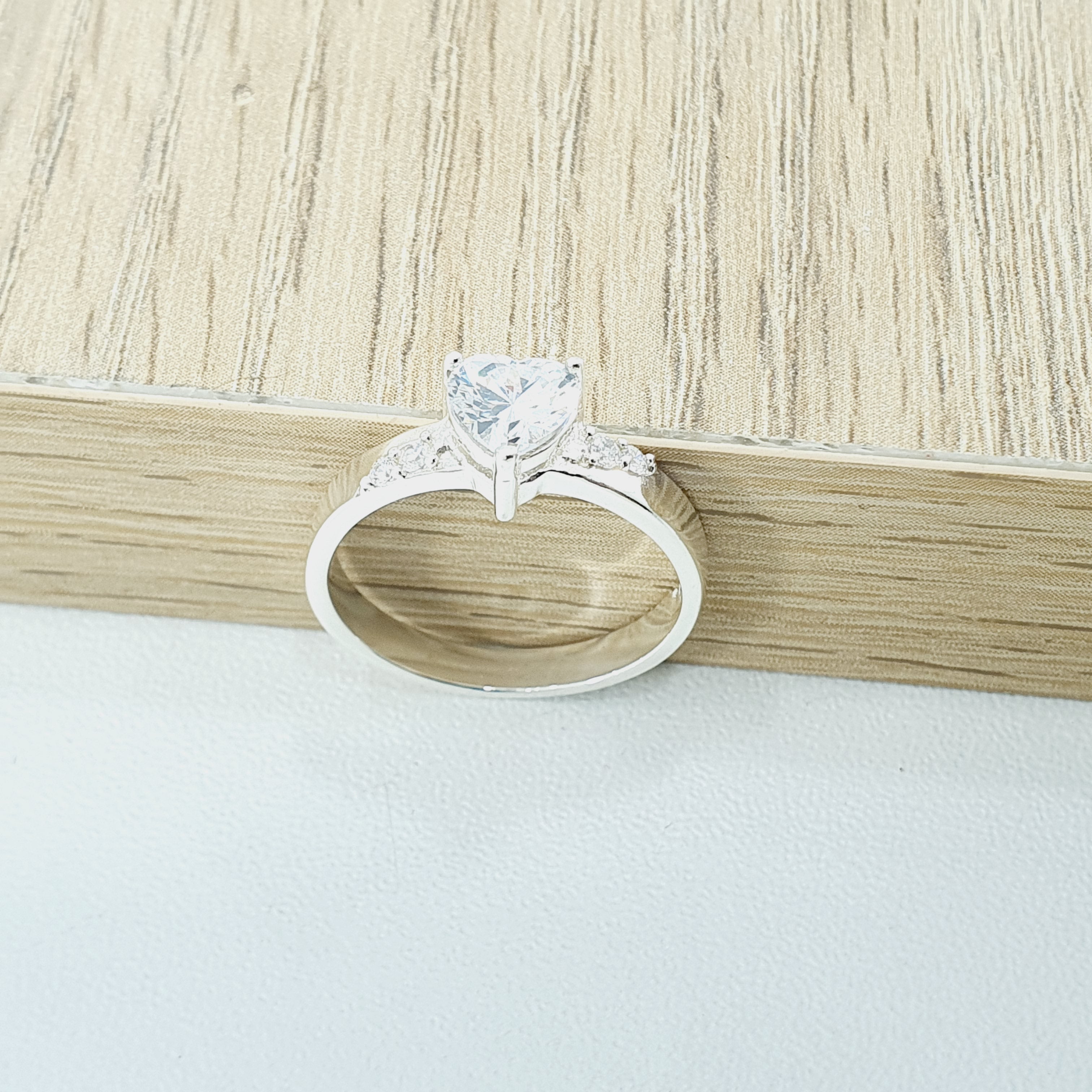 Anillo Piedra Corazón