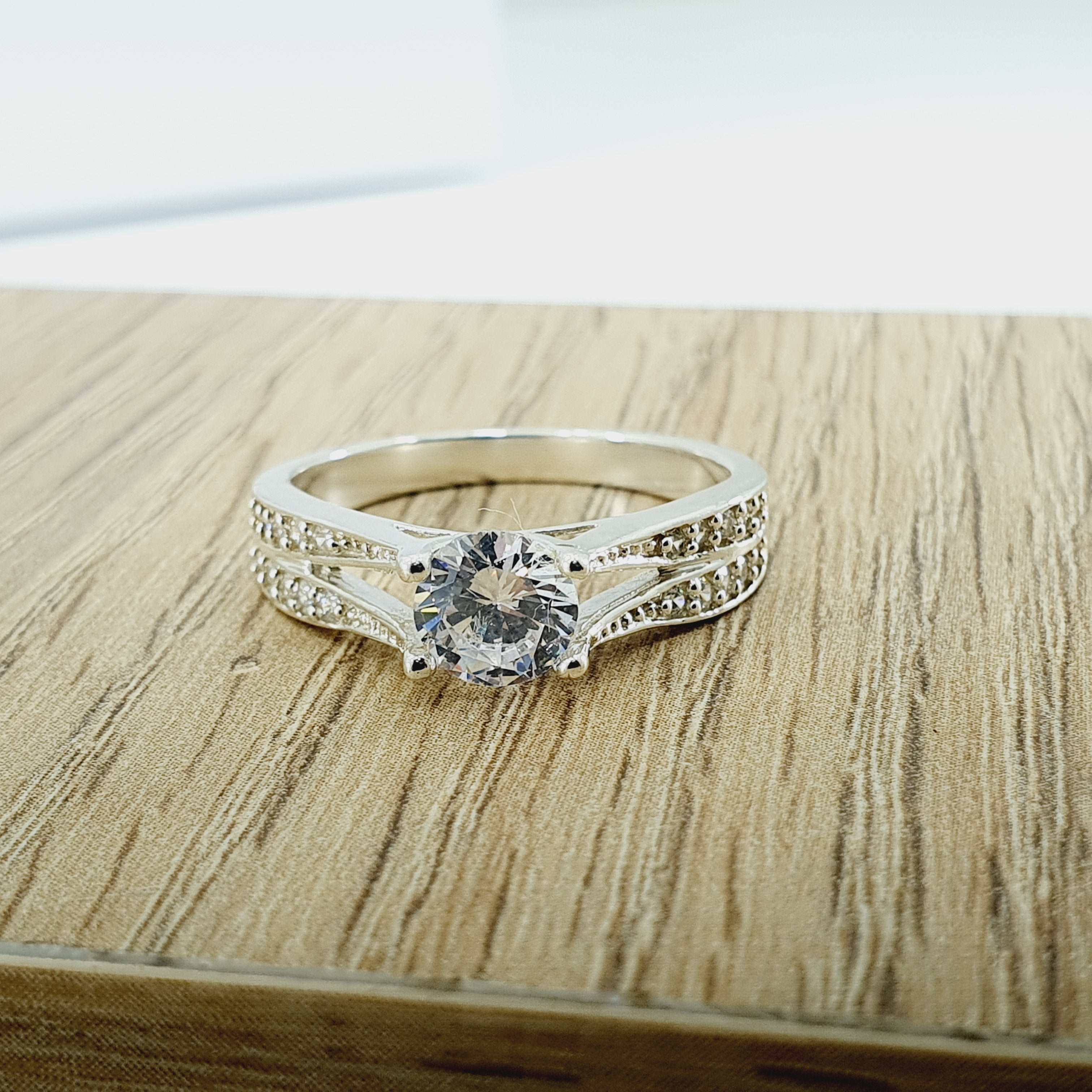 Anillo de compromiso Plata "Fech"