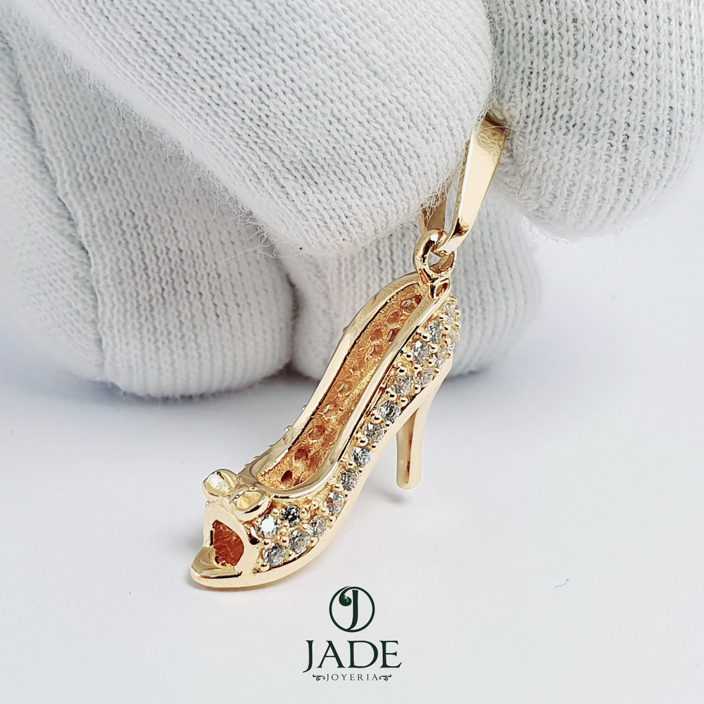 Dije de tacón de dama